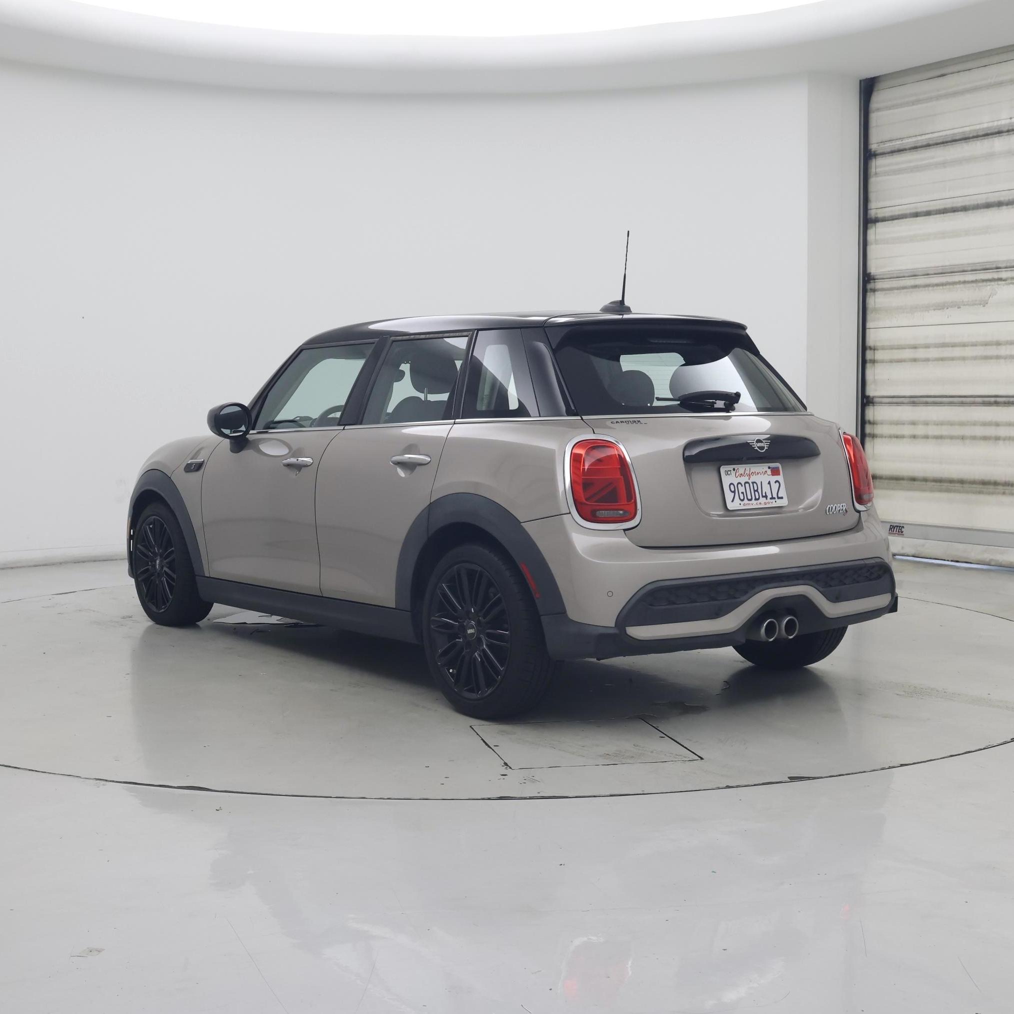 Thumbnail: 2022 MINI Cooper Hardtop - 2
