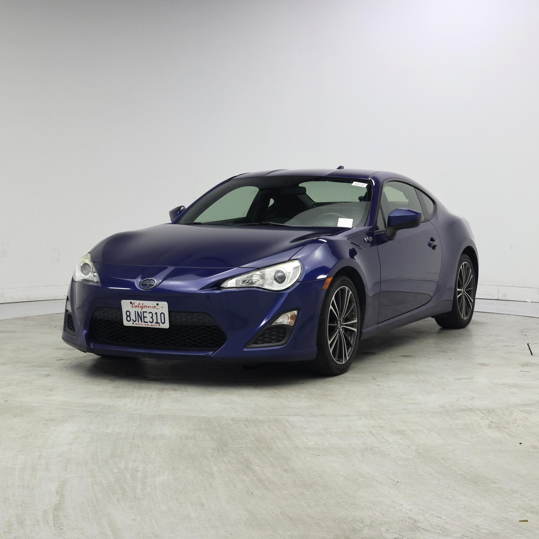 Thumbnail: 2015 Scion FR-S - 4