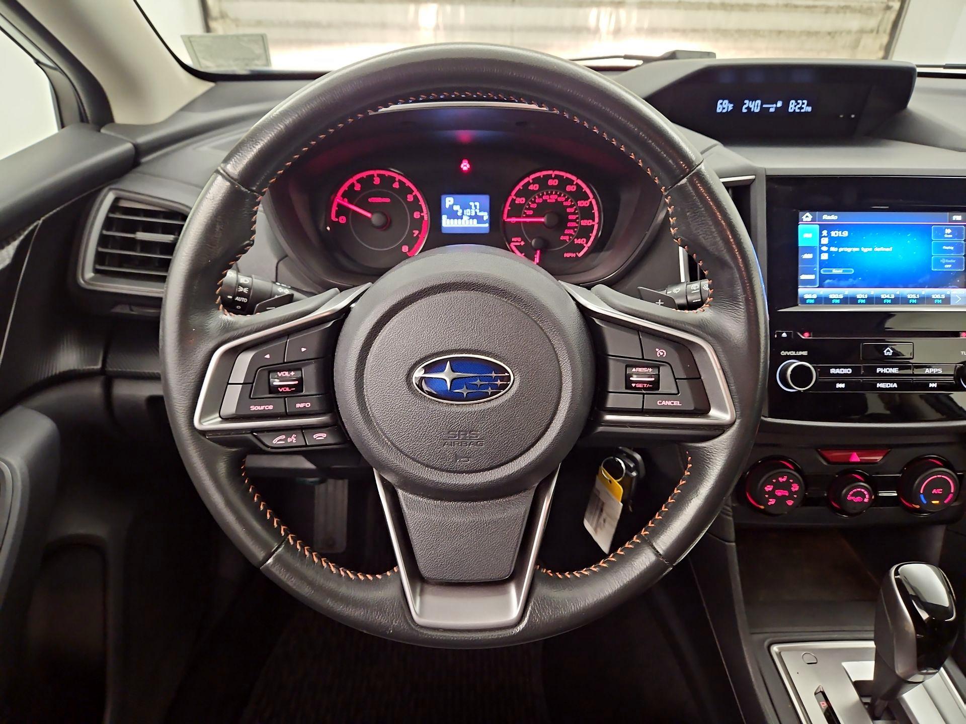 Thumbnail: 2019 Subaru Crosstrek - 10