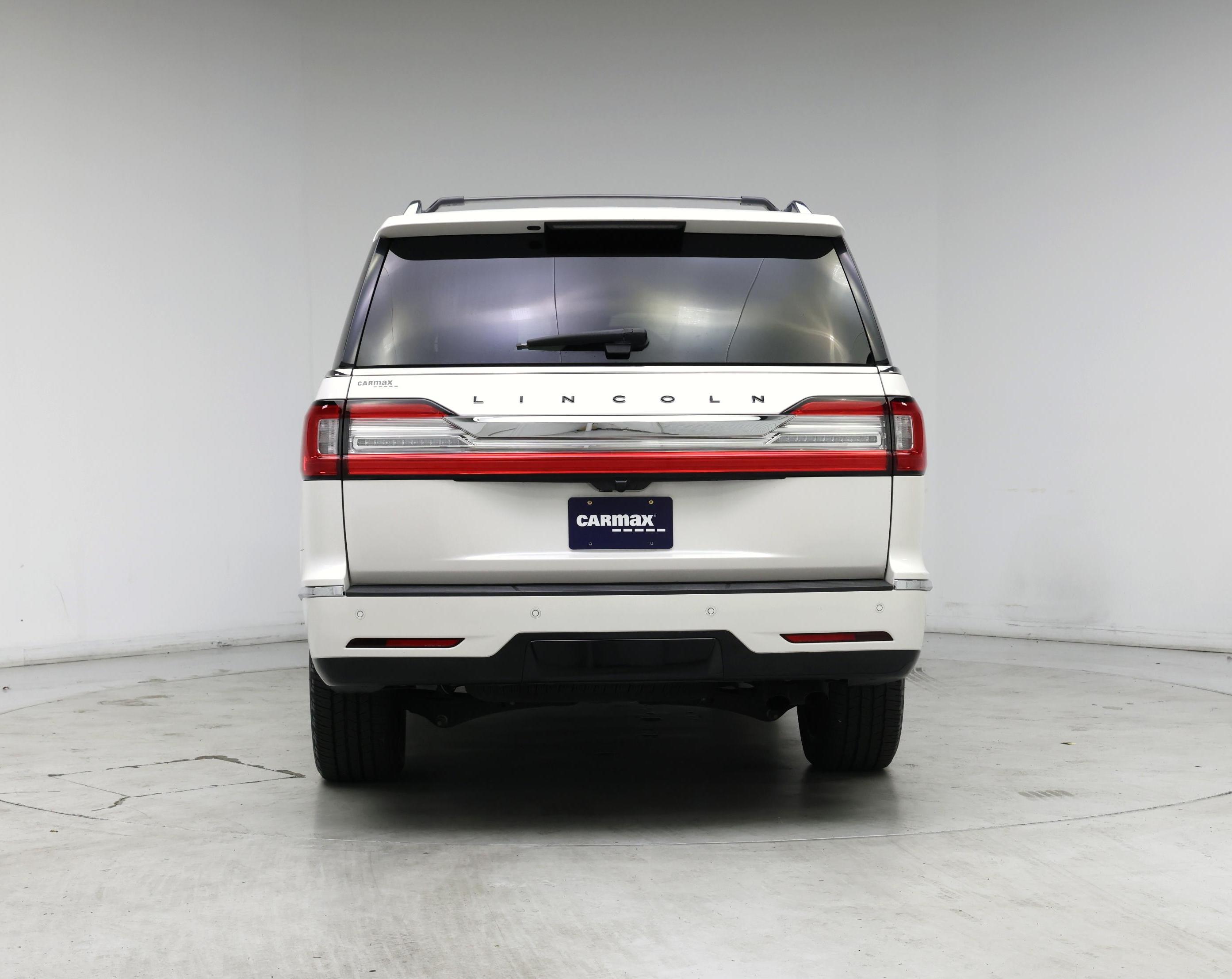 Thumbnail: 2019 Lincoln Navigator L - 6