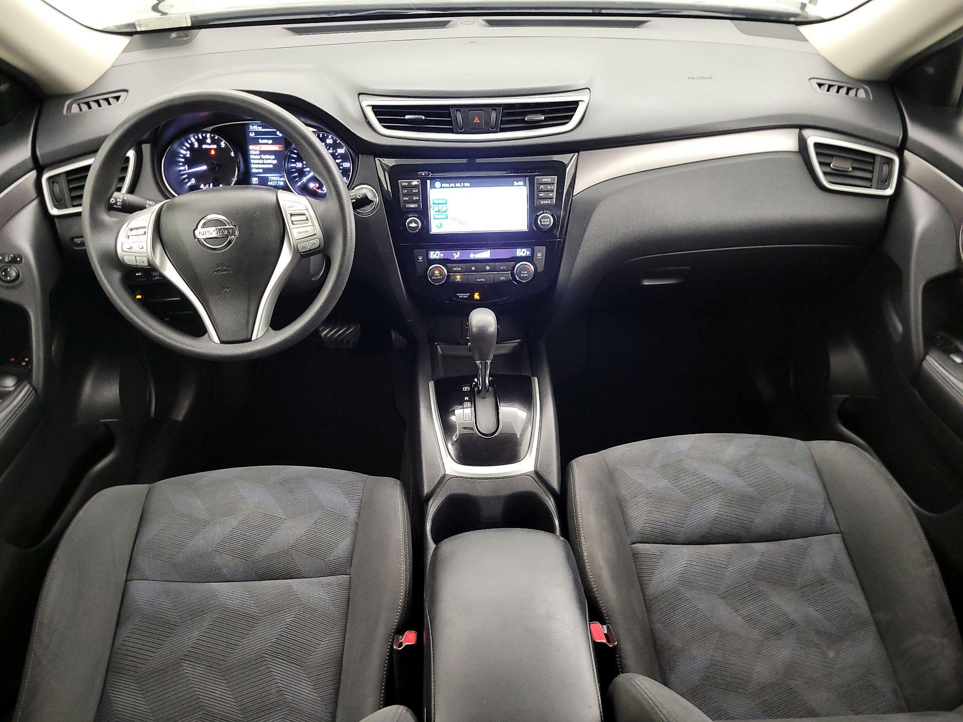 Thumbnail: 2015 Nissan Rogue - 9