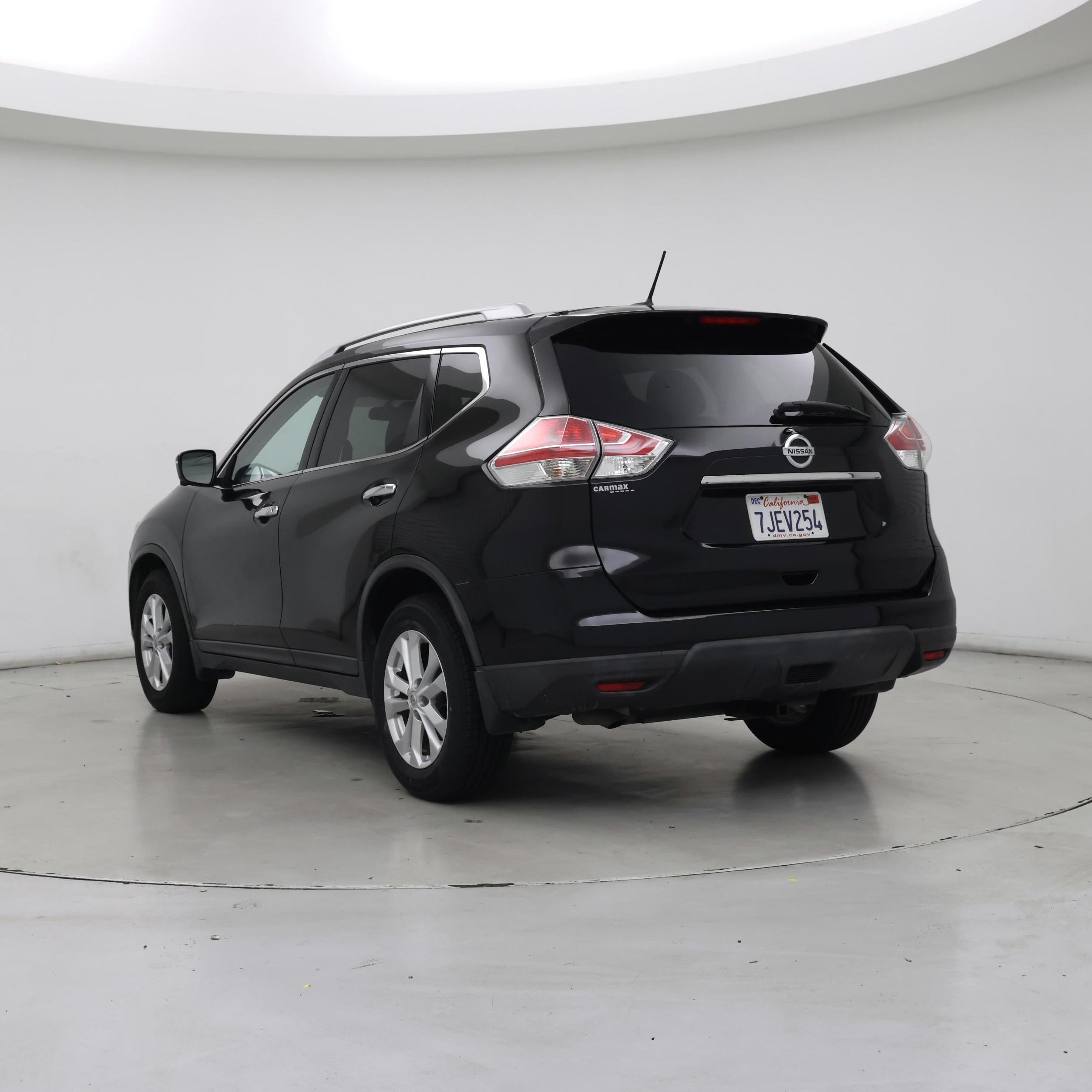 Thumbnail: 2015 Nissan Rogue - 2