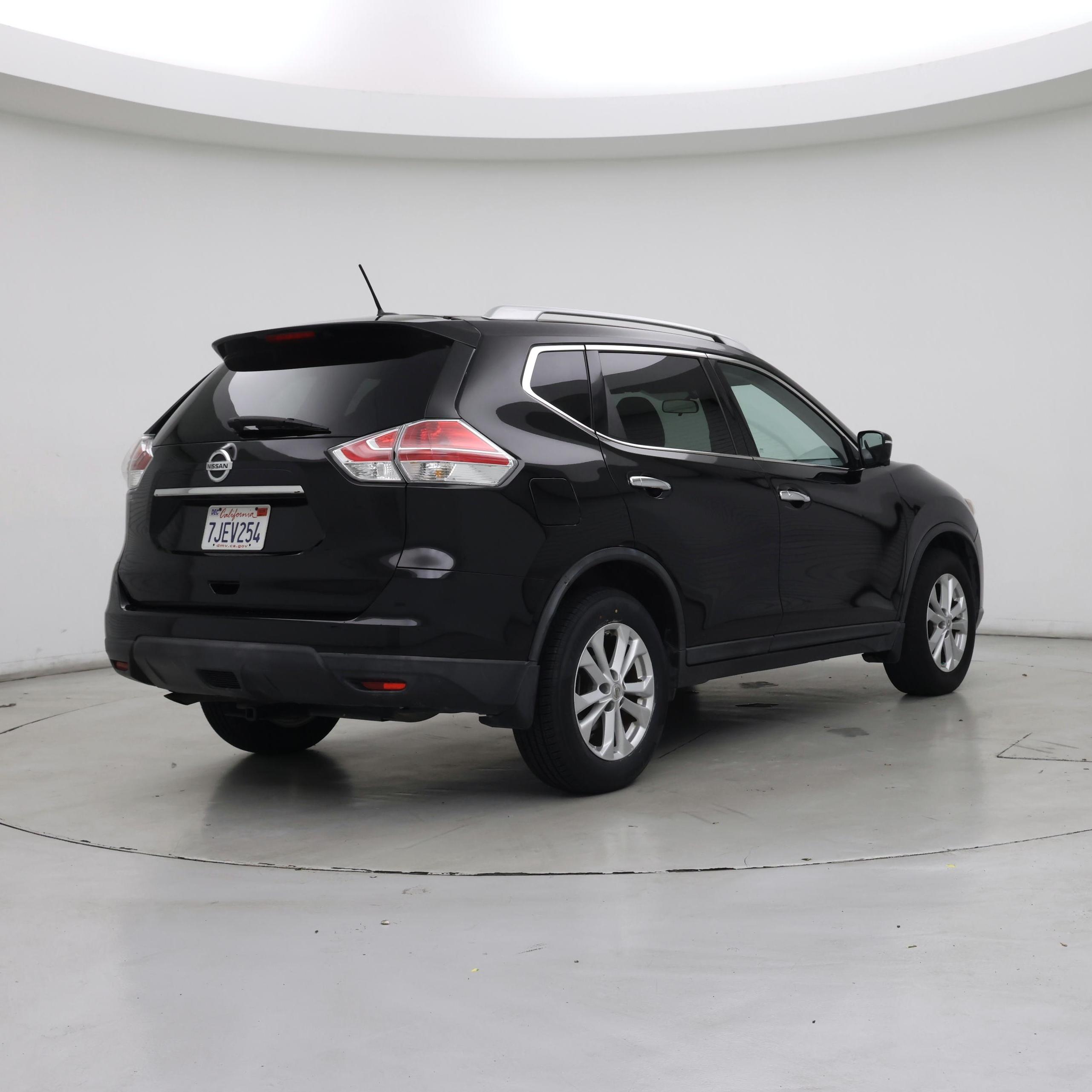 Thumbnail: 2015 Nissan Rogue - 8