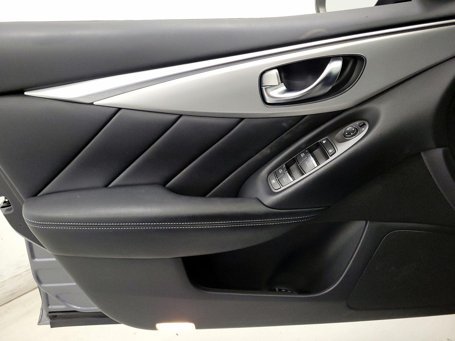 Thumbnail: 2019 INFINITI Q50 - 12