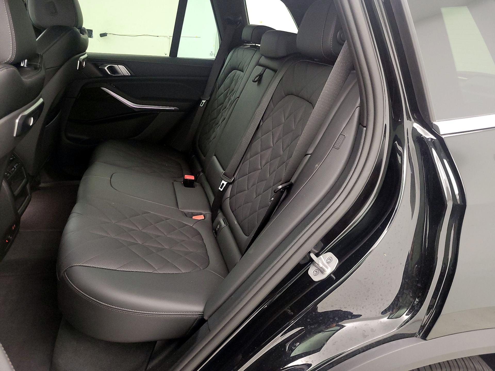 Thumbnail: 2024 BMW X5 - 19