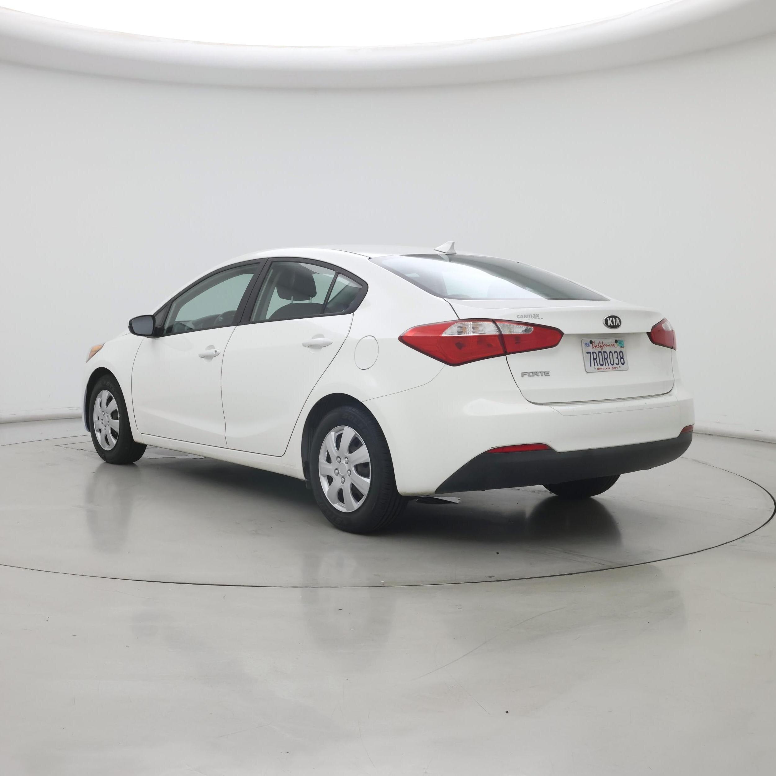 Thumbnail: 2016 Kia Forte - 2