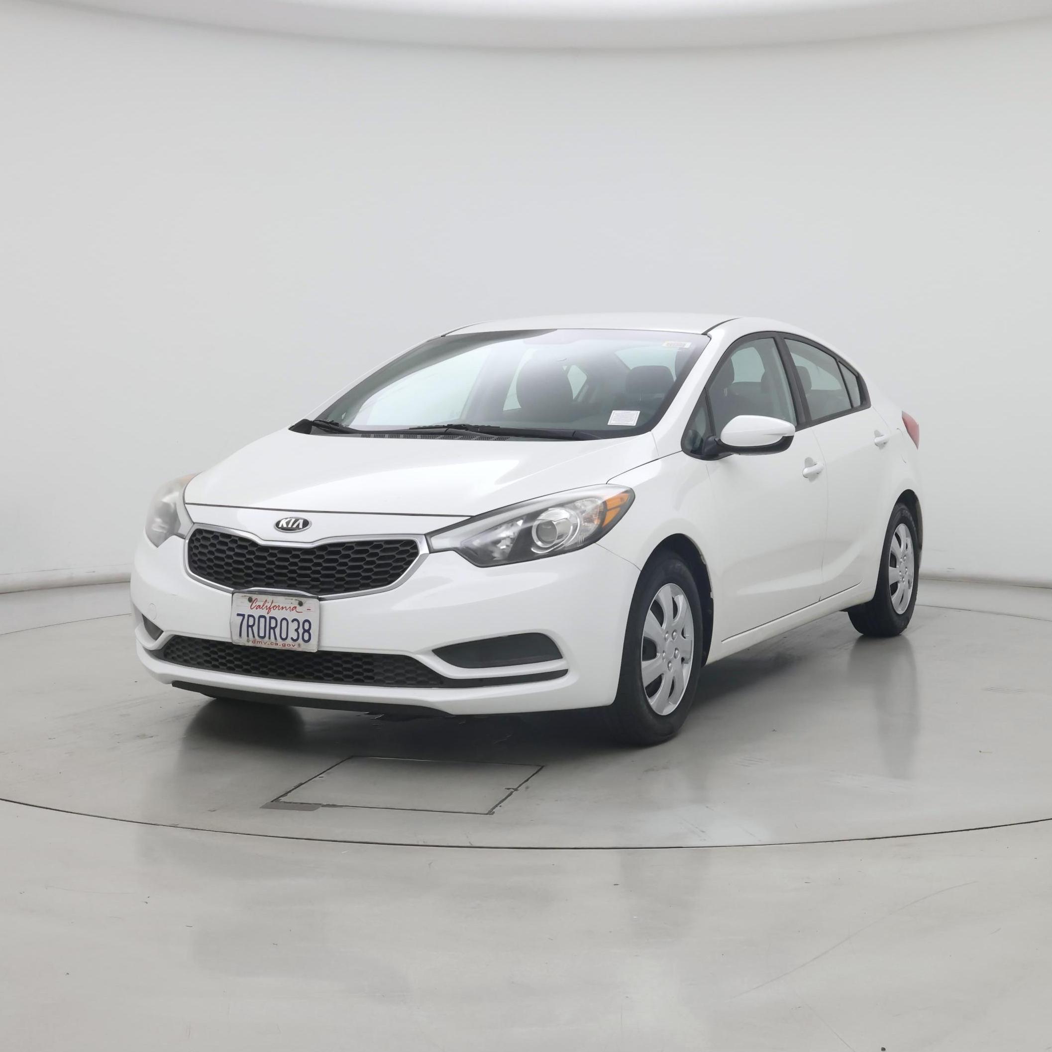 Thumbnail: 2016 Kia Forte - 4