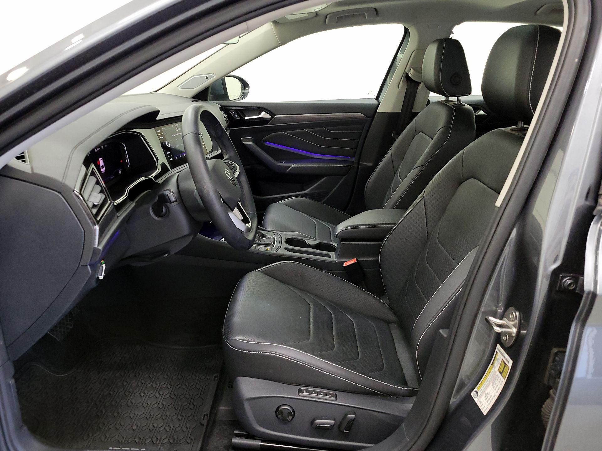 Thumbnail: 2024 Volkswagen Jetta - 11