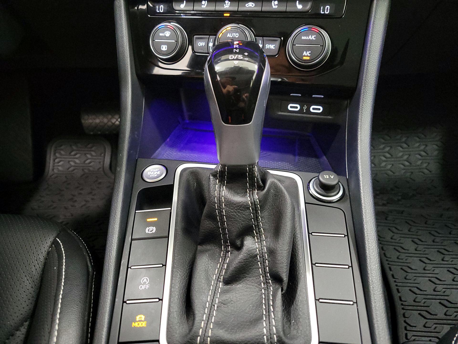 Thumbnail: 2024 Volkswagen Jetta - 18