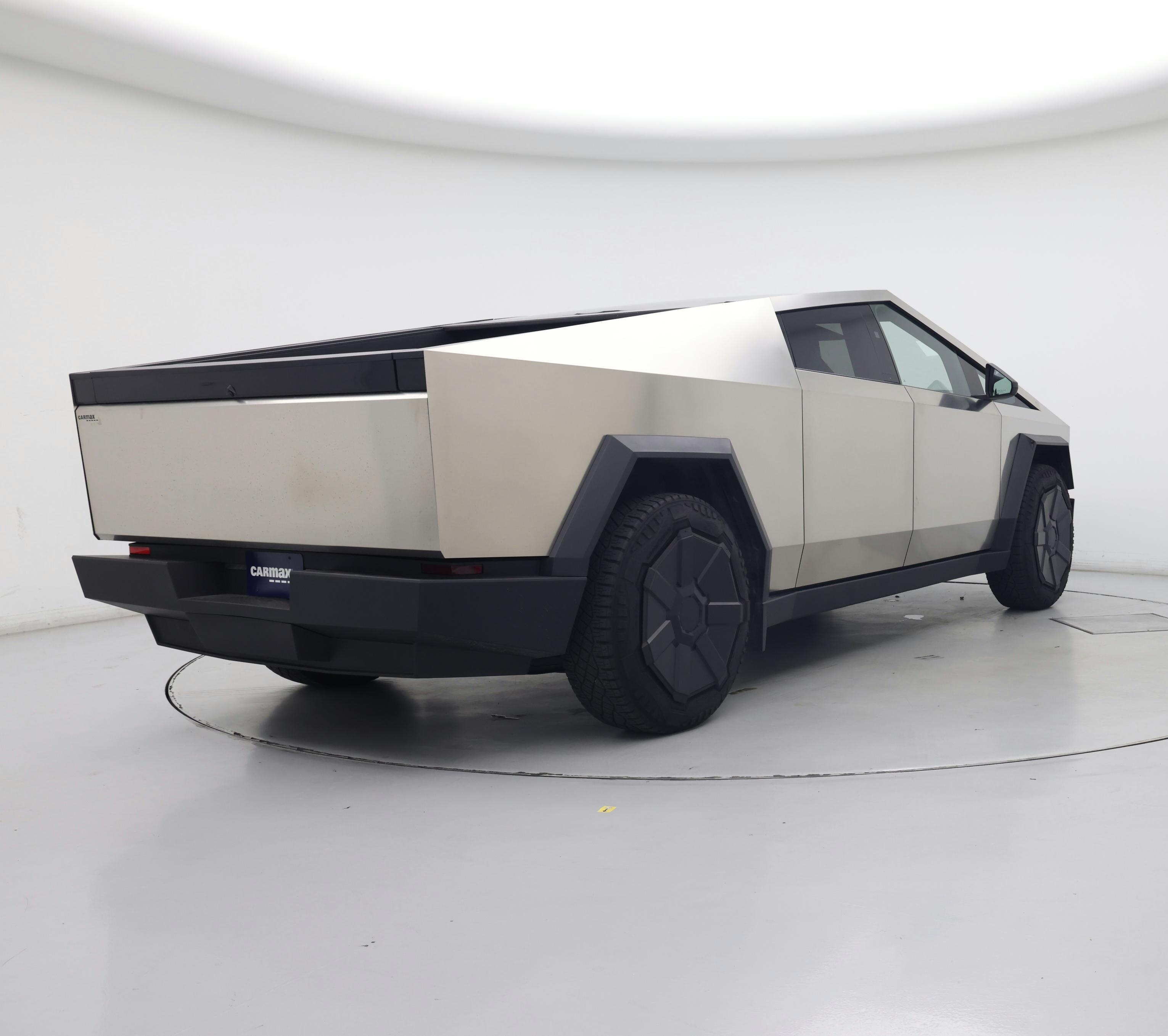 Thumbnail: 2025 Tesla Cybertruck - 8