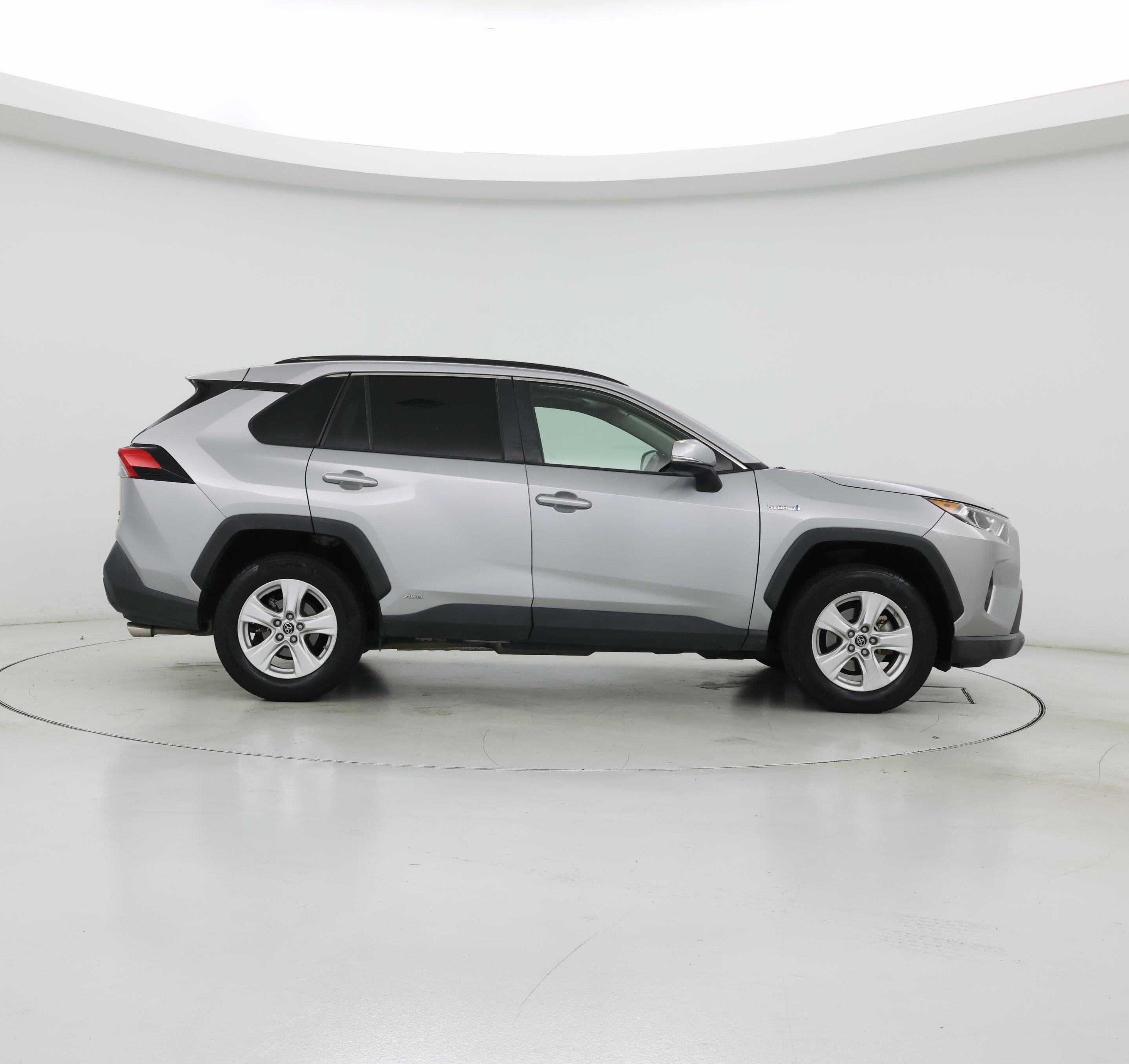 Thumbnail: 2019 Toyota RAV4 - 7