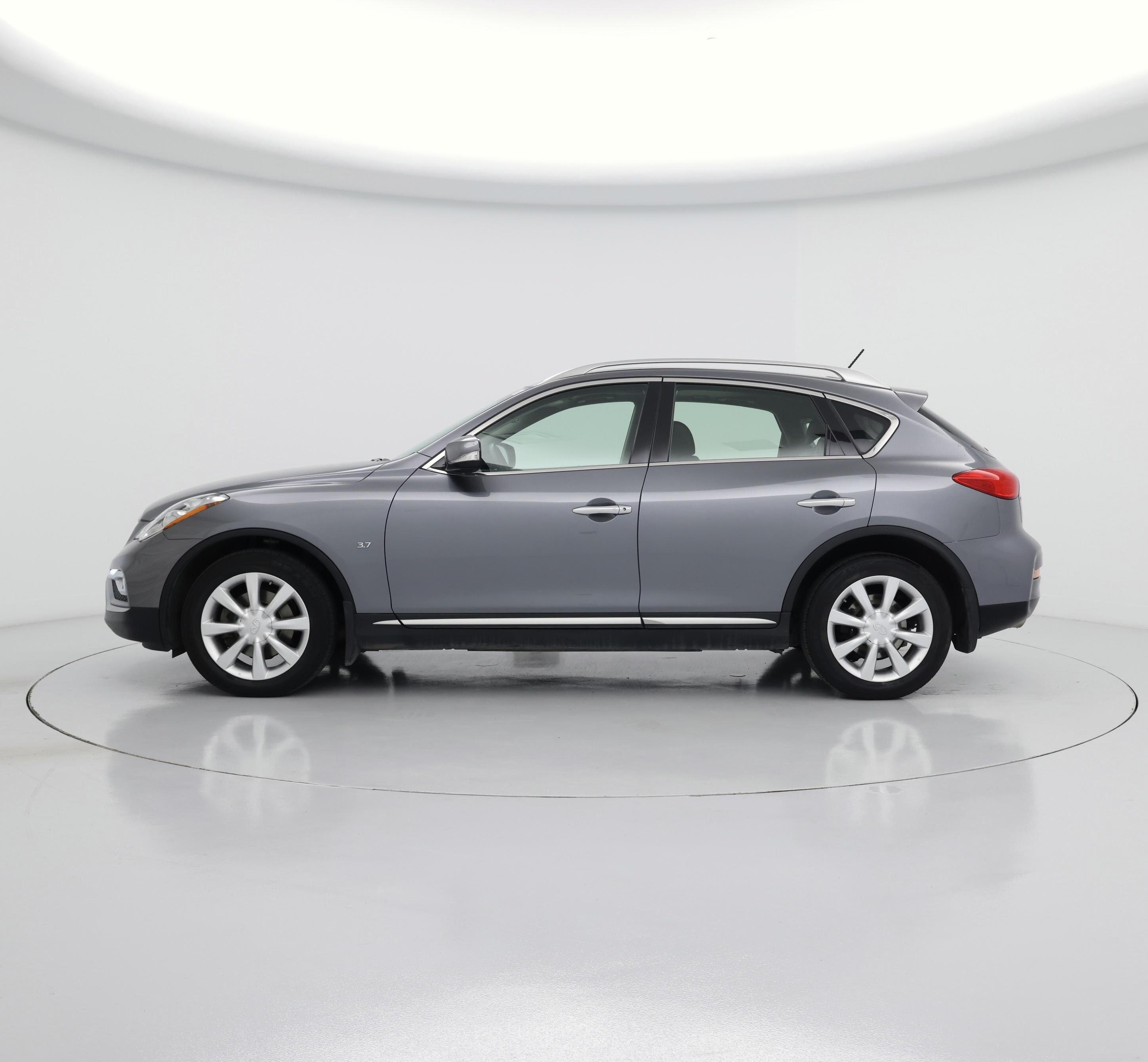 Thumbnail: 2017 INFINITI QX50 - 3