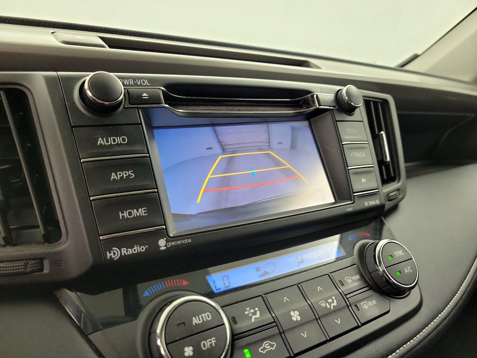 Thumbnail: 2016 Toyota RAV4 - 14
