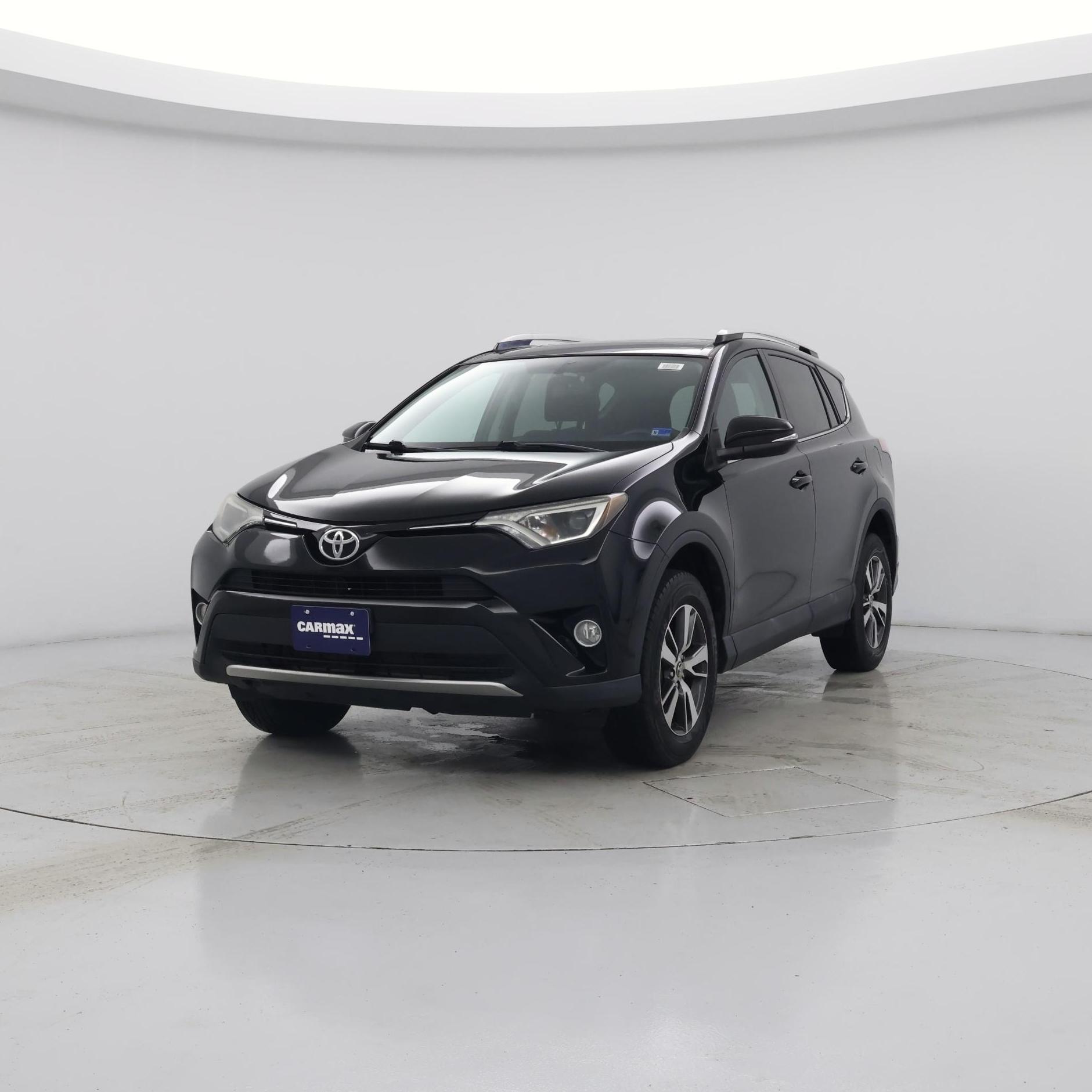 Thumbnail: 2016 Toyota RAV4 - 4