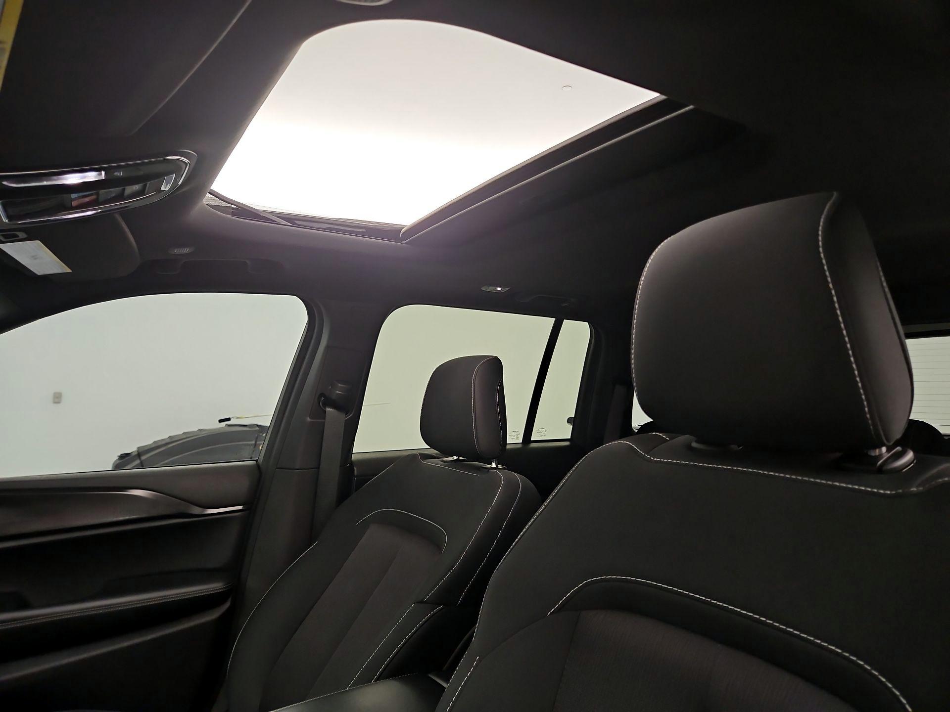 Thumbnail: 2025 Jeep Grand Cherokee - 19