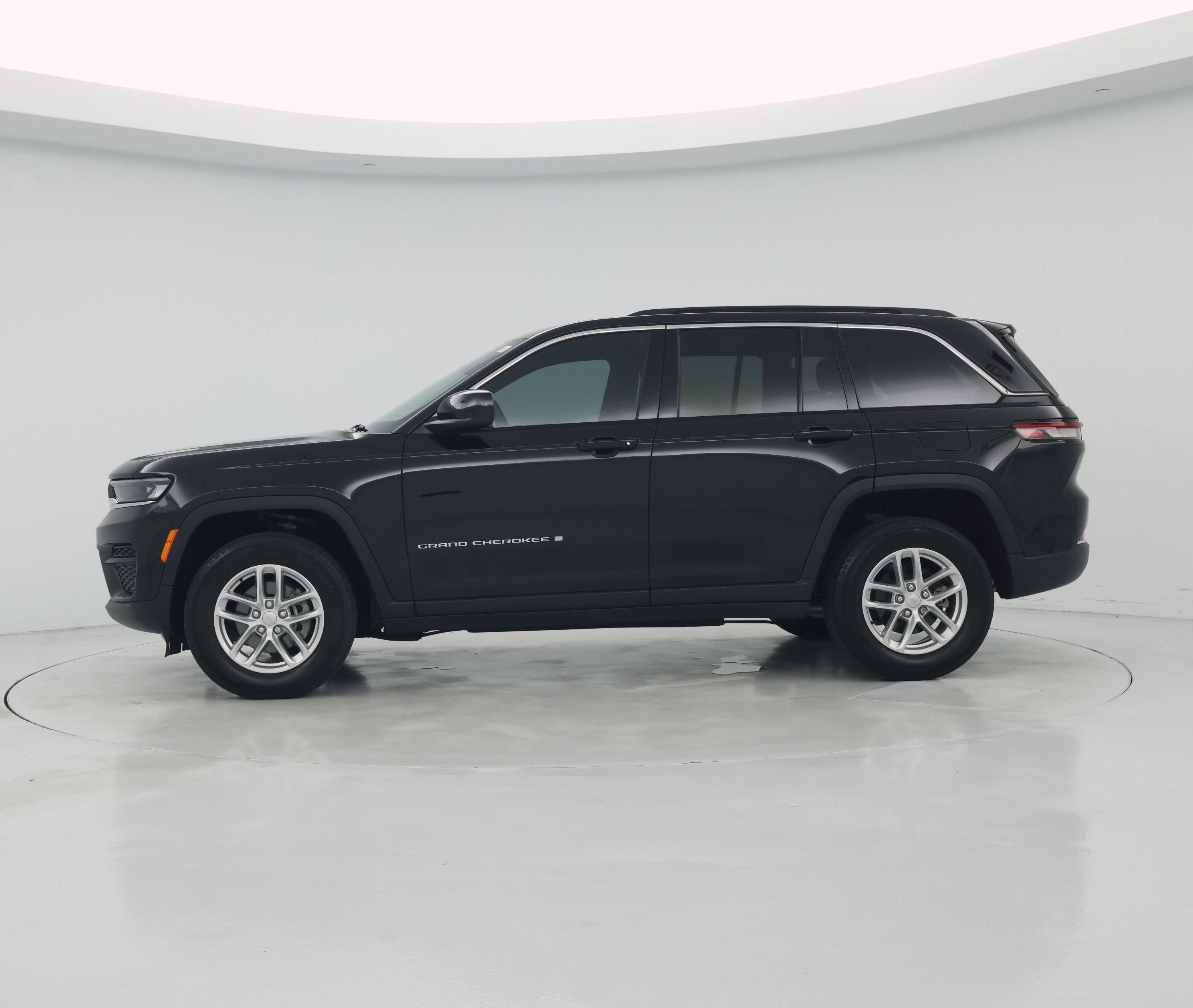 Thumbnail: 2025 Jeep Grand Cherokee - 3