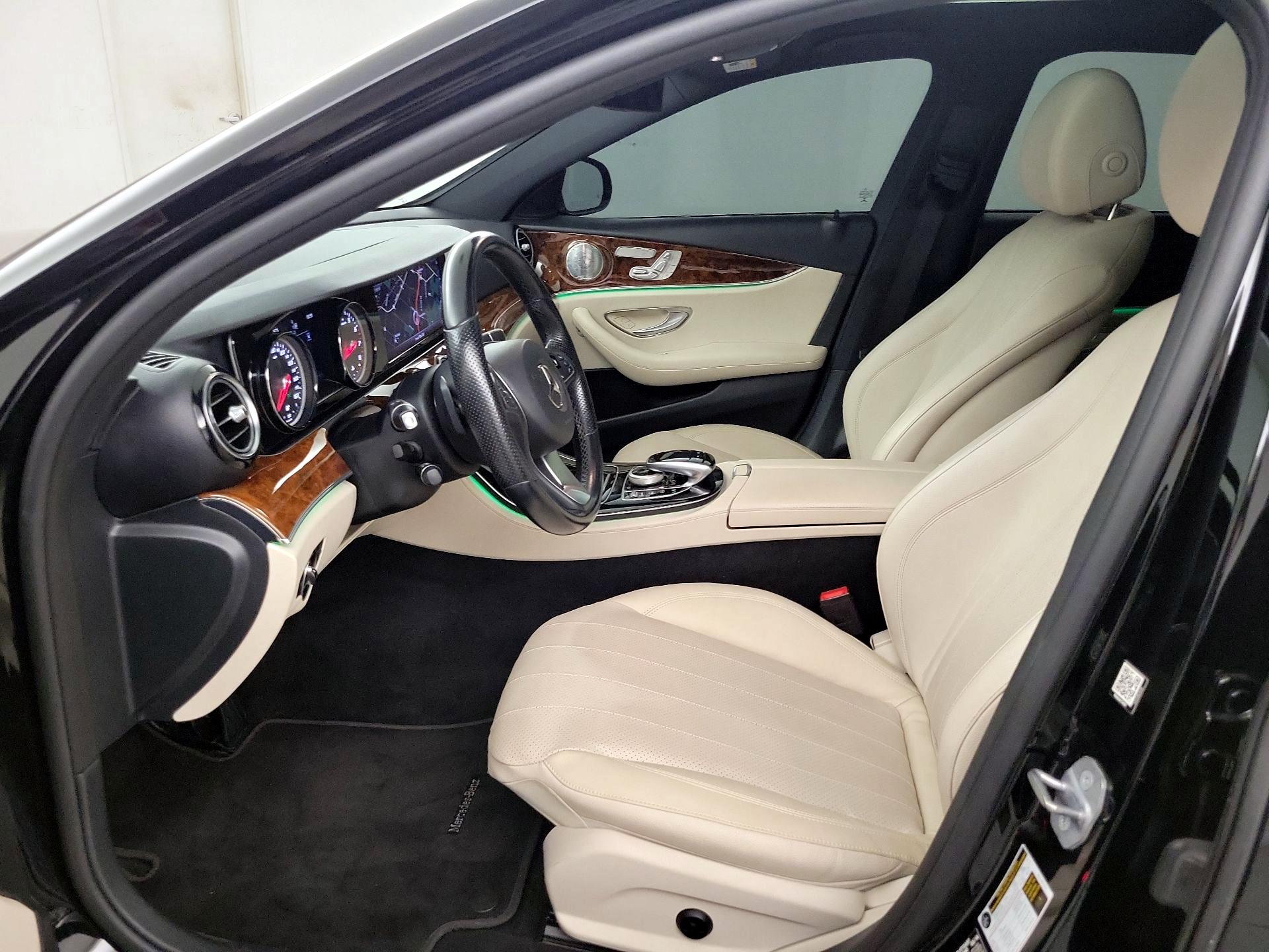 Thumbnail: 2018 Mercedes-Benz E-Class - 9