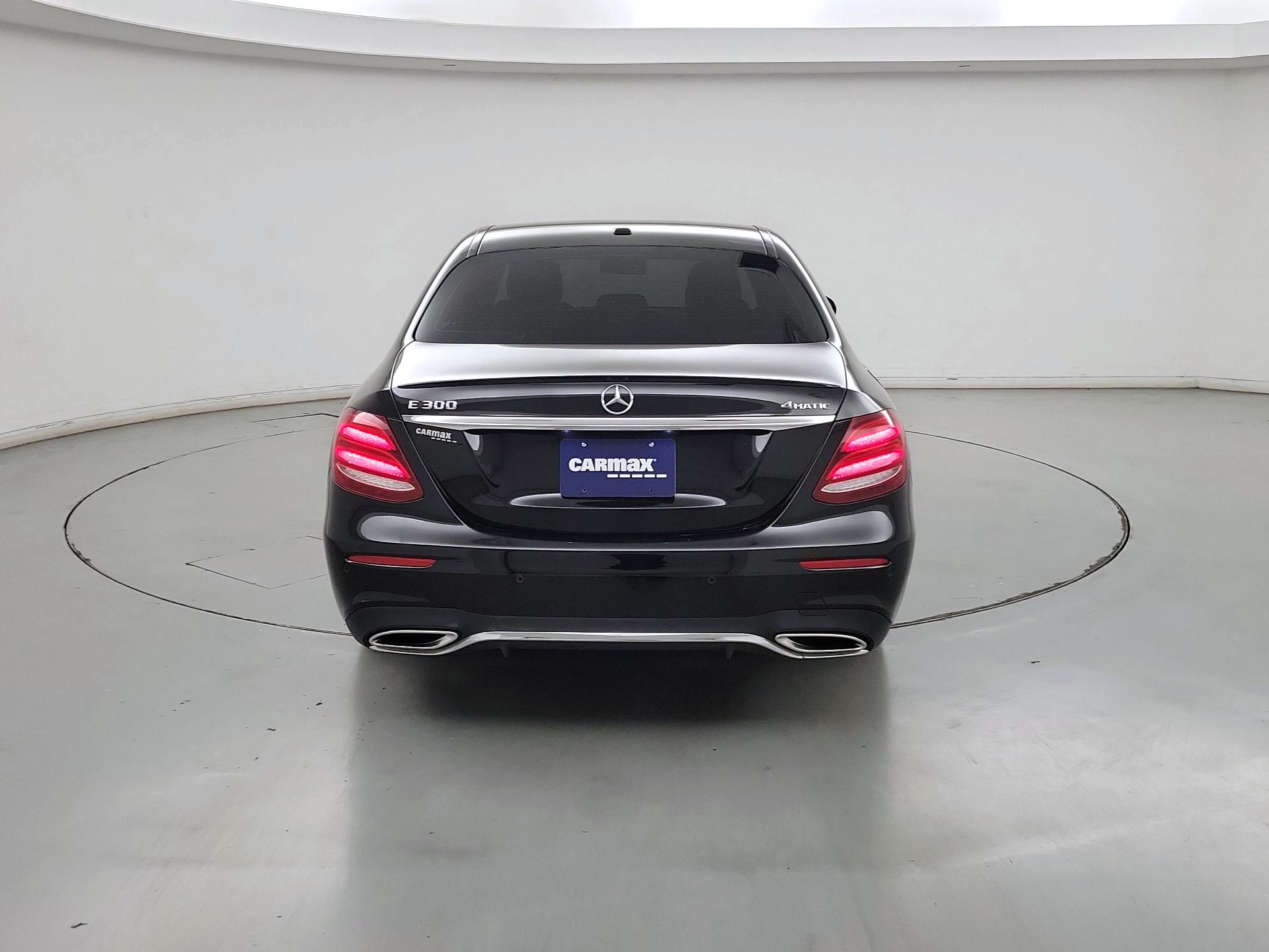 Thumbnail: 2018 Mercedes-Benz E-Class - 6