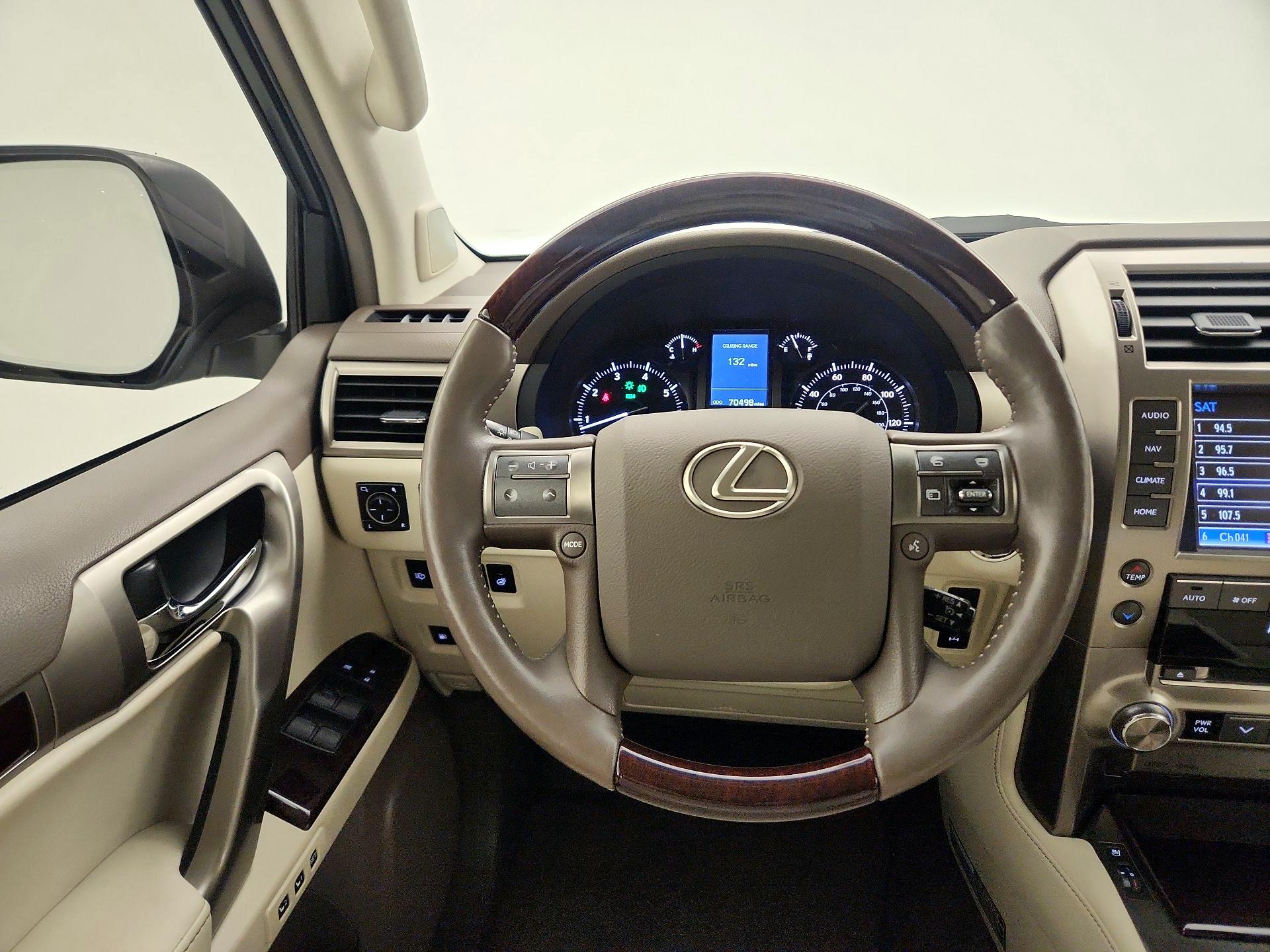 Thumbnail: 2014 Lexus GX - 10