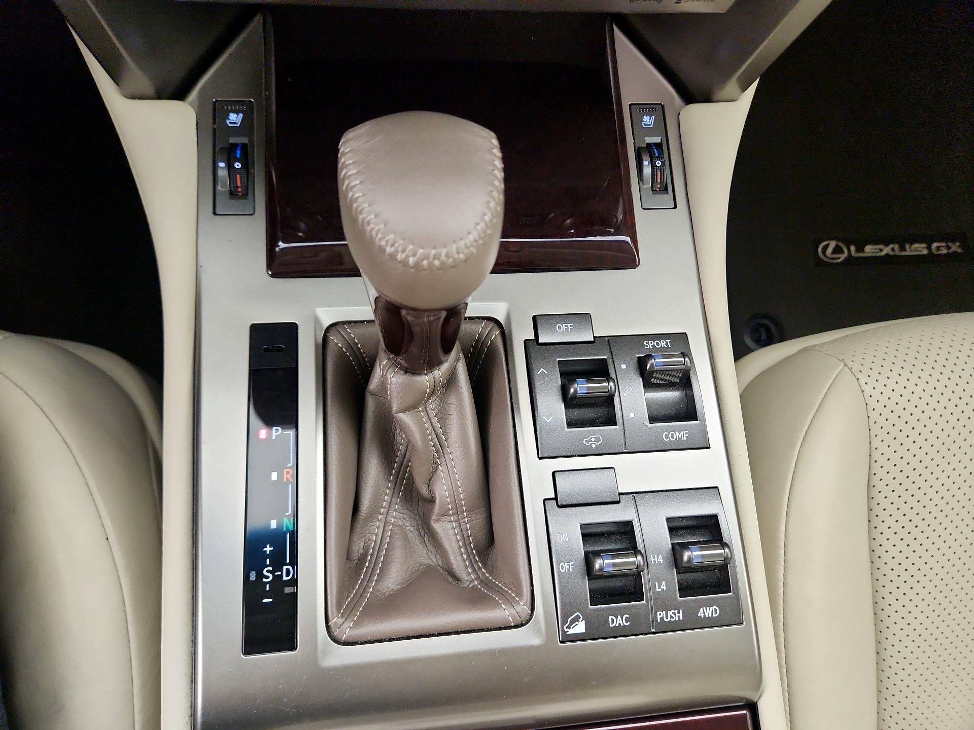 Thumbnail: 2014 Lexus GX - 18