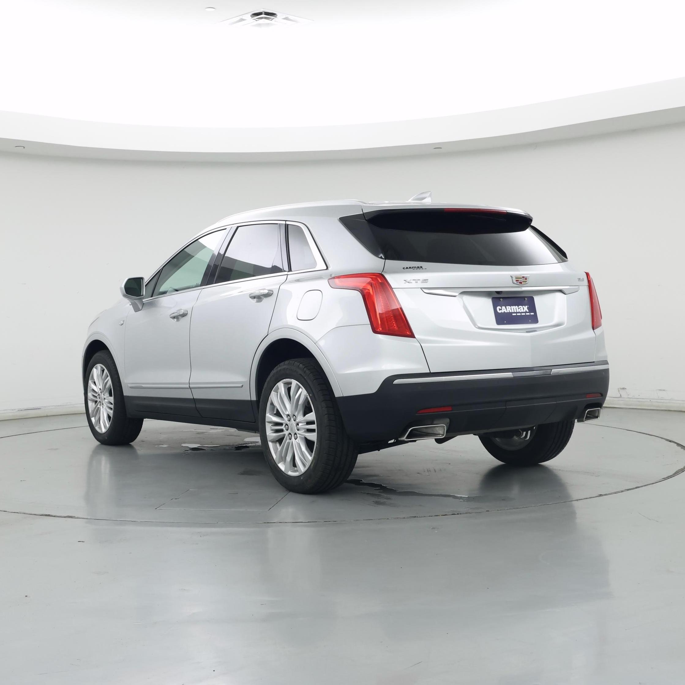 Thumbnail: 2019 Cadillac XT5 - 2