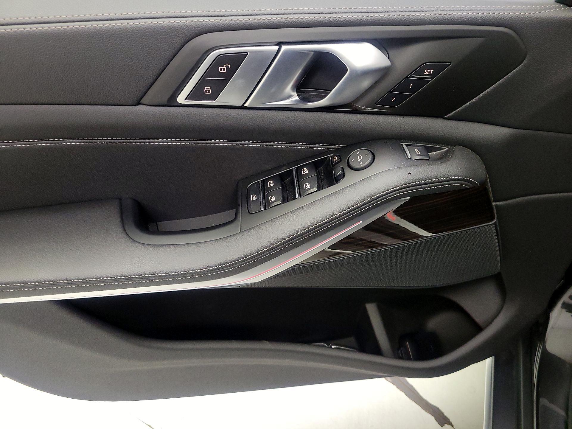 Thumbnail: 2020 BMW X5 - 12