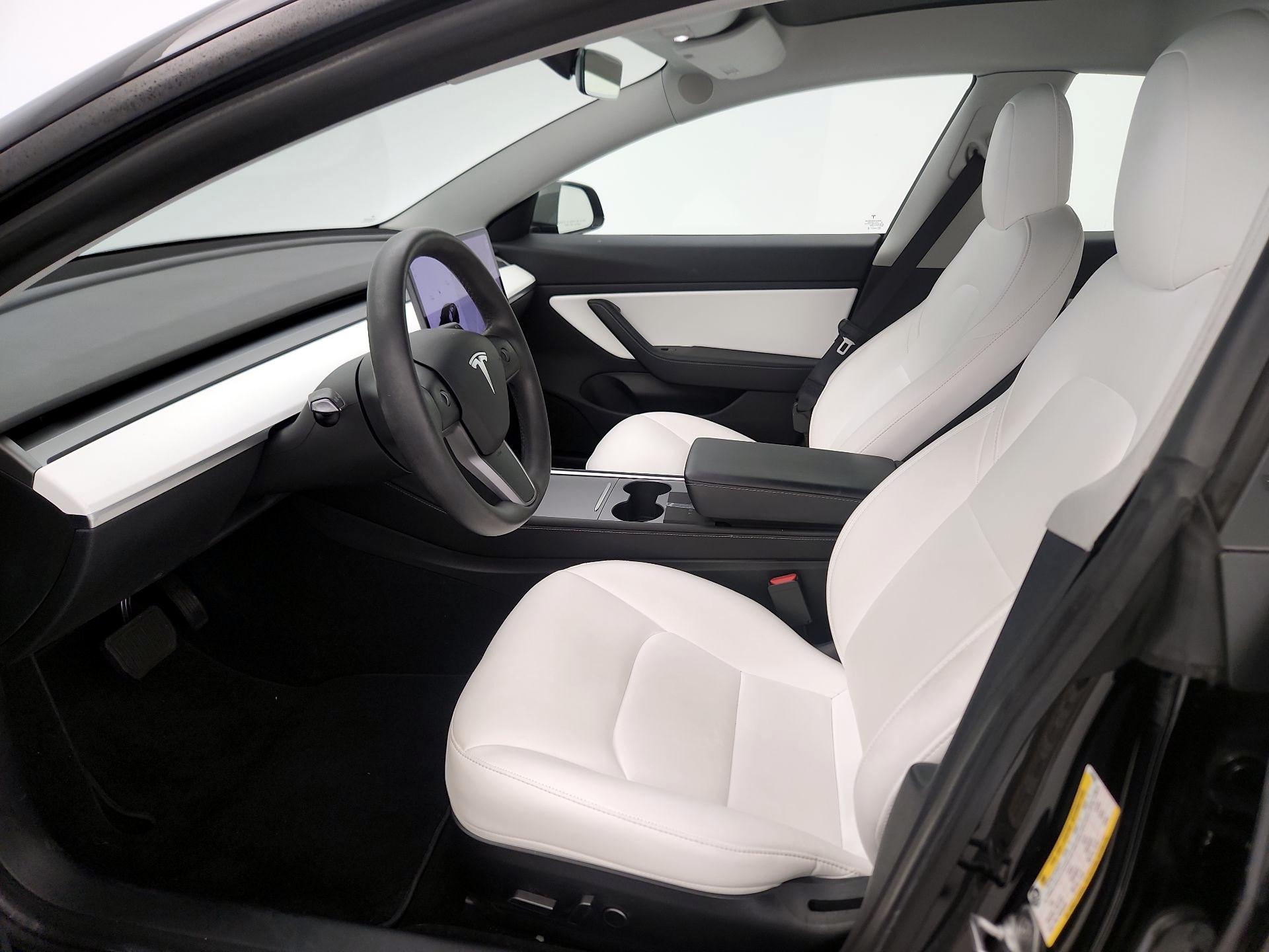 Thumbnail: 2021 Tesla Model 3 - 11