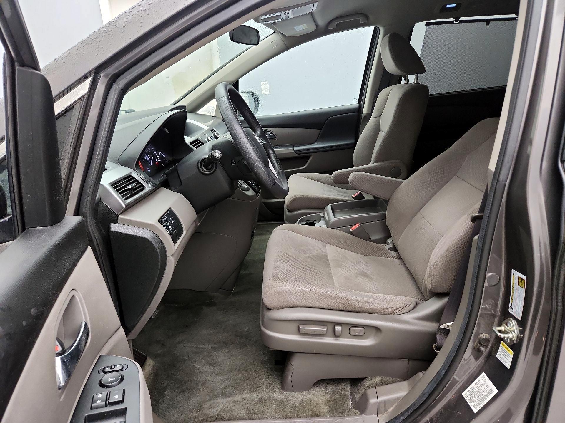 Thumbnail: 2014 Honda Odyssey - 11