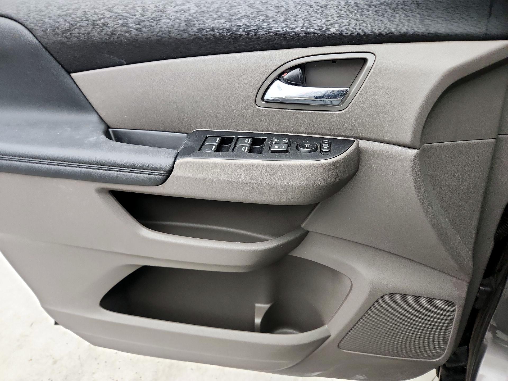 Thumbnail: 2014 Honda Odyssey - 12