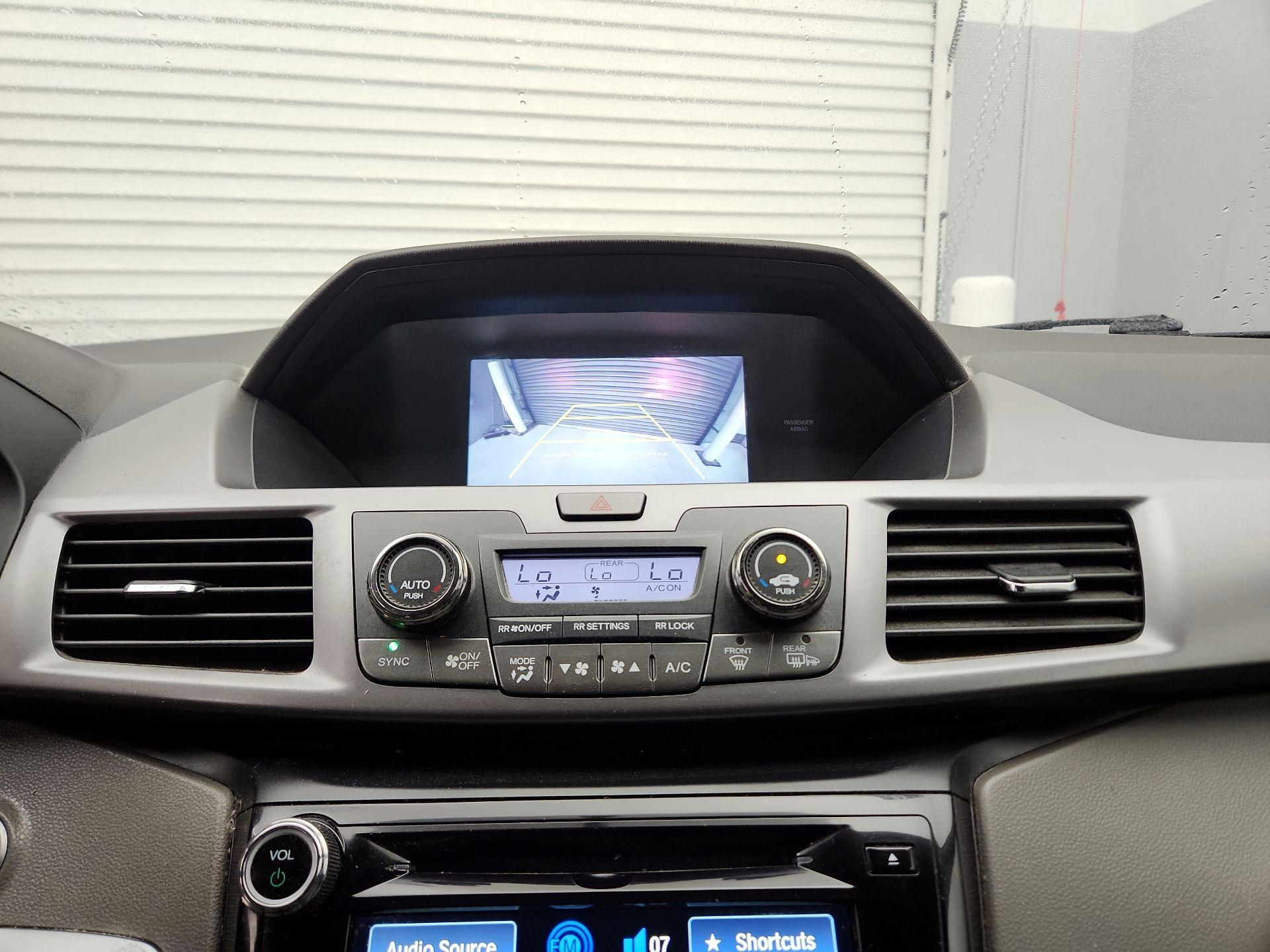 Thumbnail: 2014 Honda Odyssey - 14