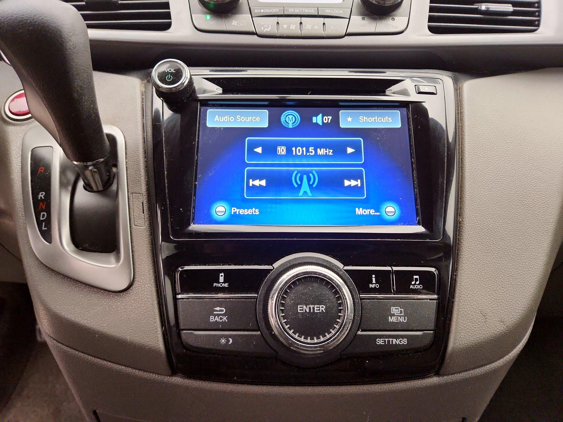Thumbnail: 2014 Honda Odyssey - 15
