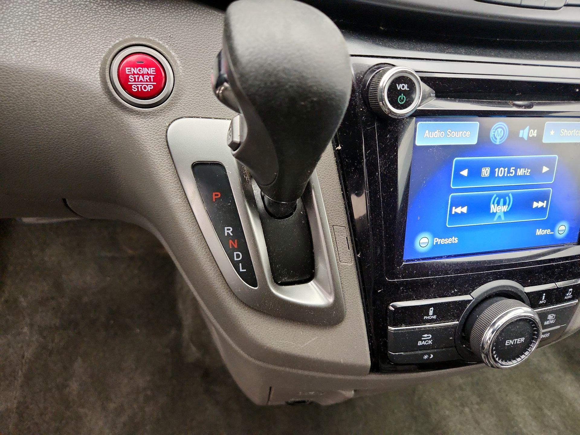Thumbnail: 2014 Honda Odyssey - 17