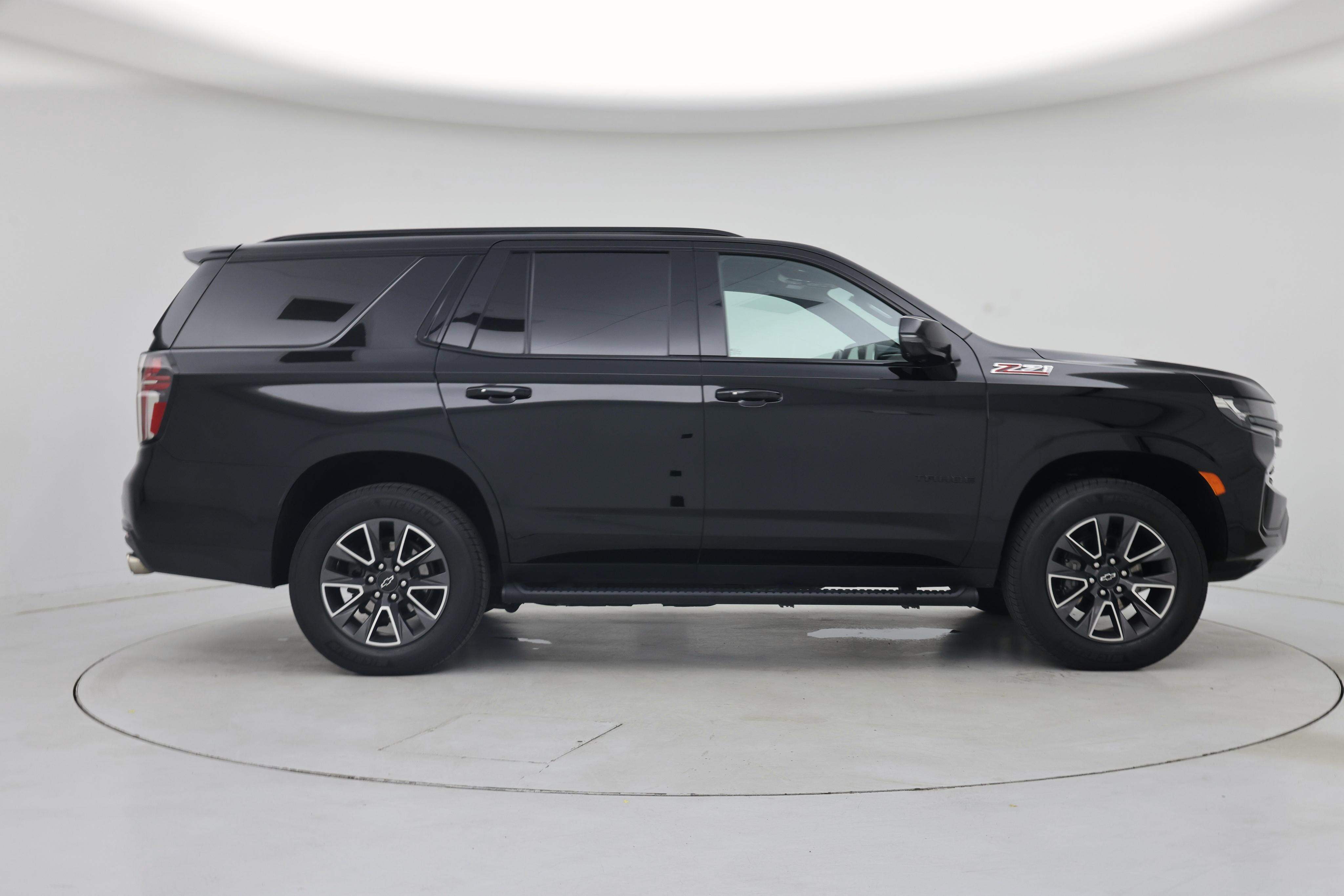 Thumbnail: 2022 Chevrolet Tahoe - 7