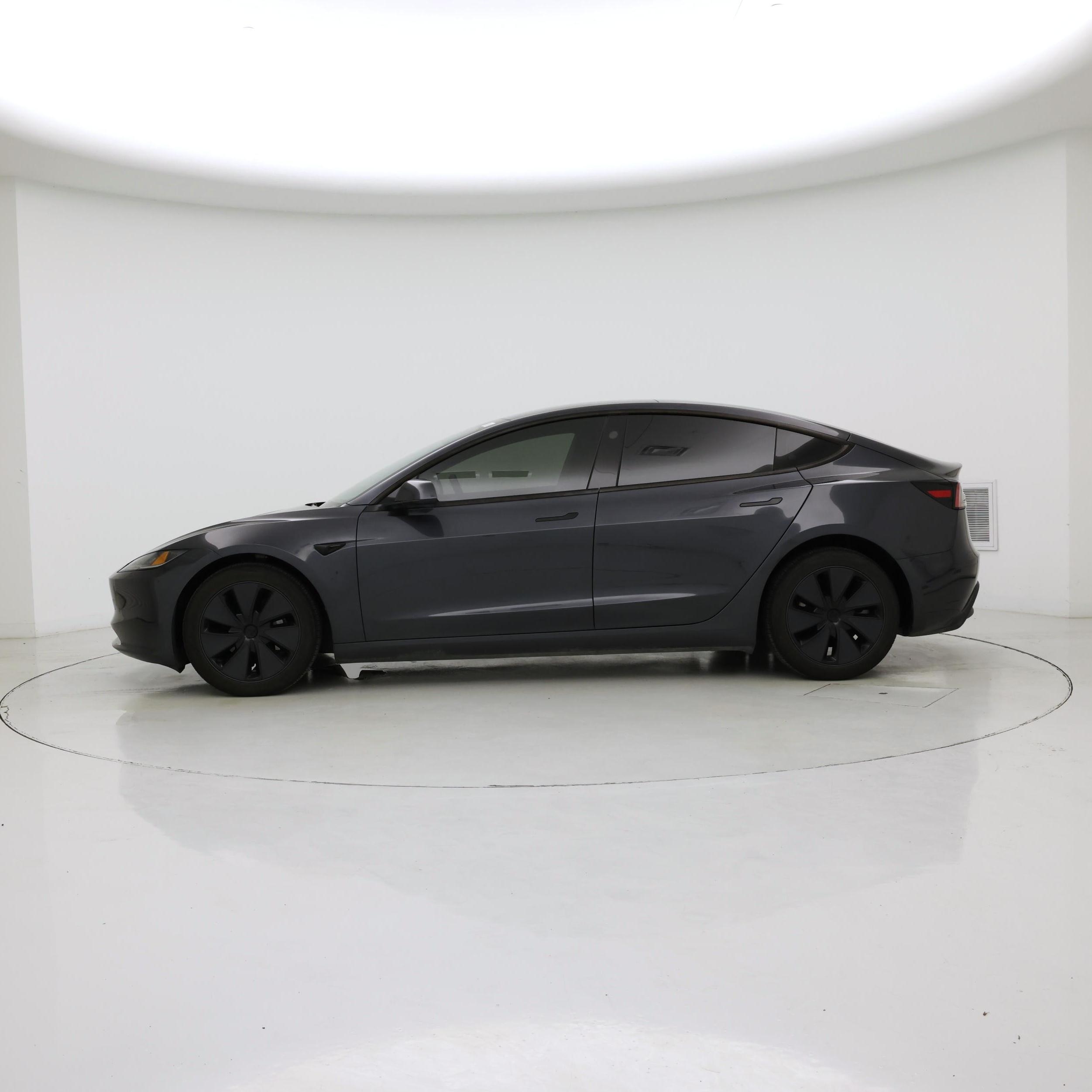 Thumbnail: 2025 Tesla Model 3 - 3