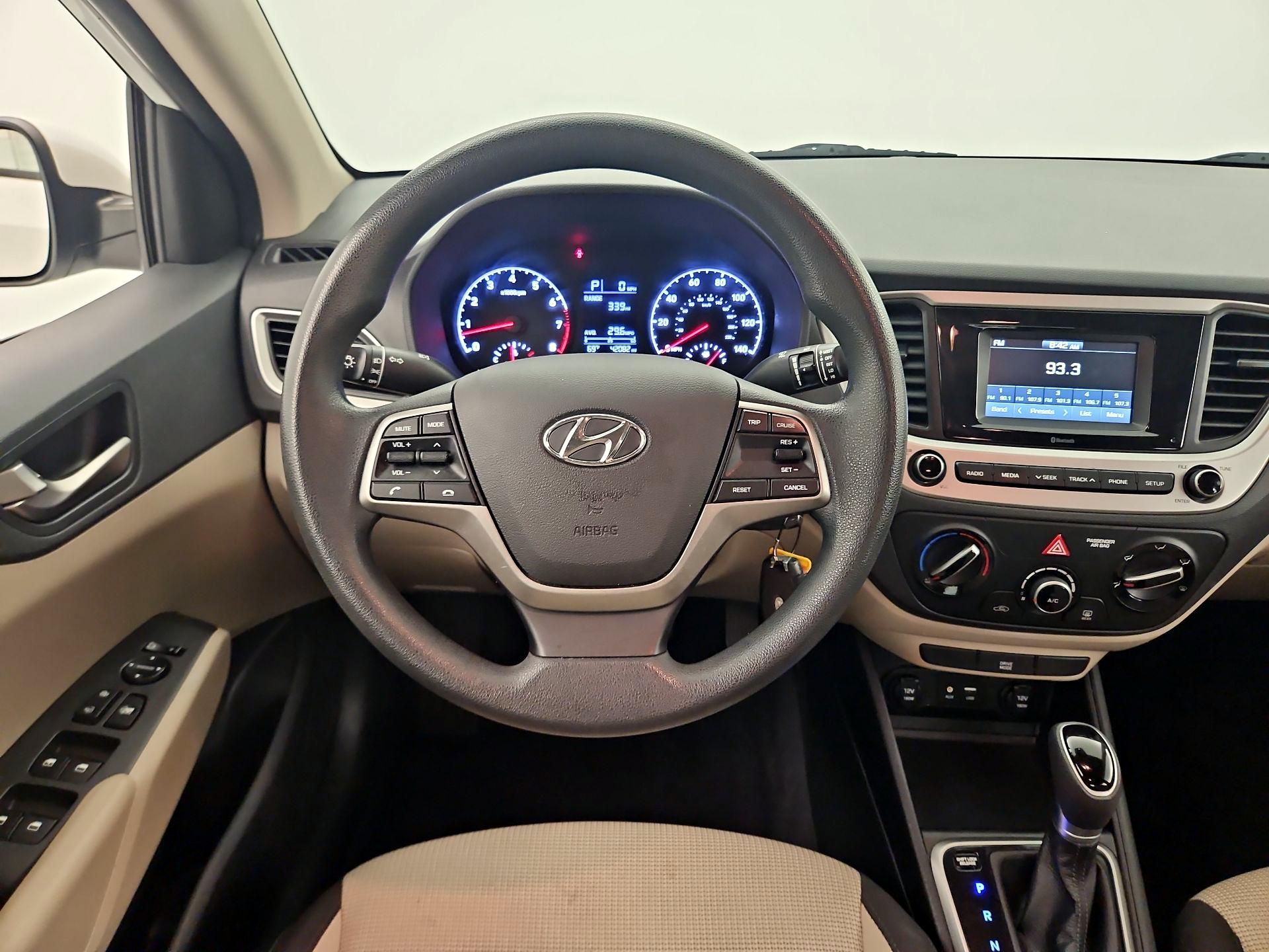 Thumbnail: 2020 Hyundai Accent - 10