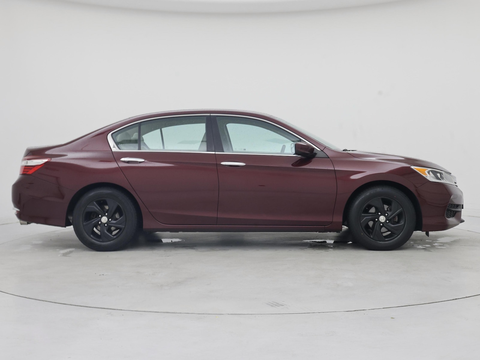 2017 Honda Accord LX - Photo 8
