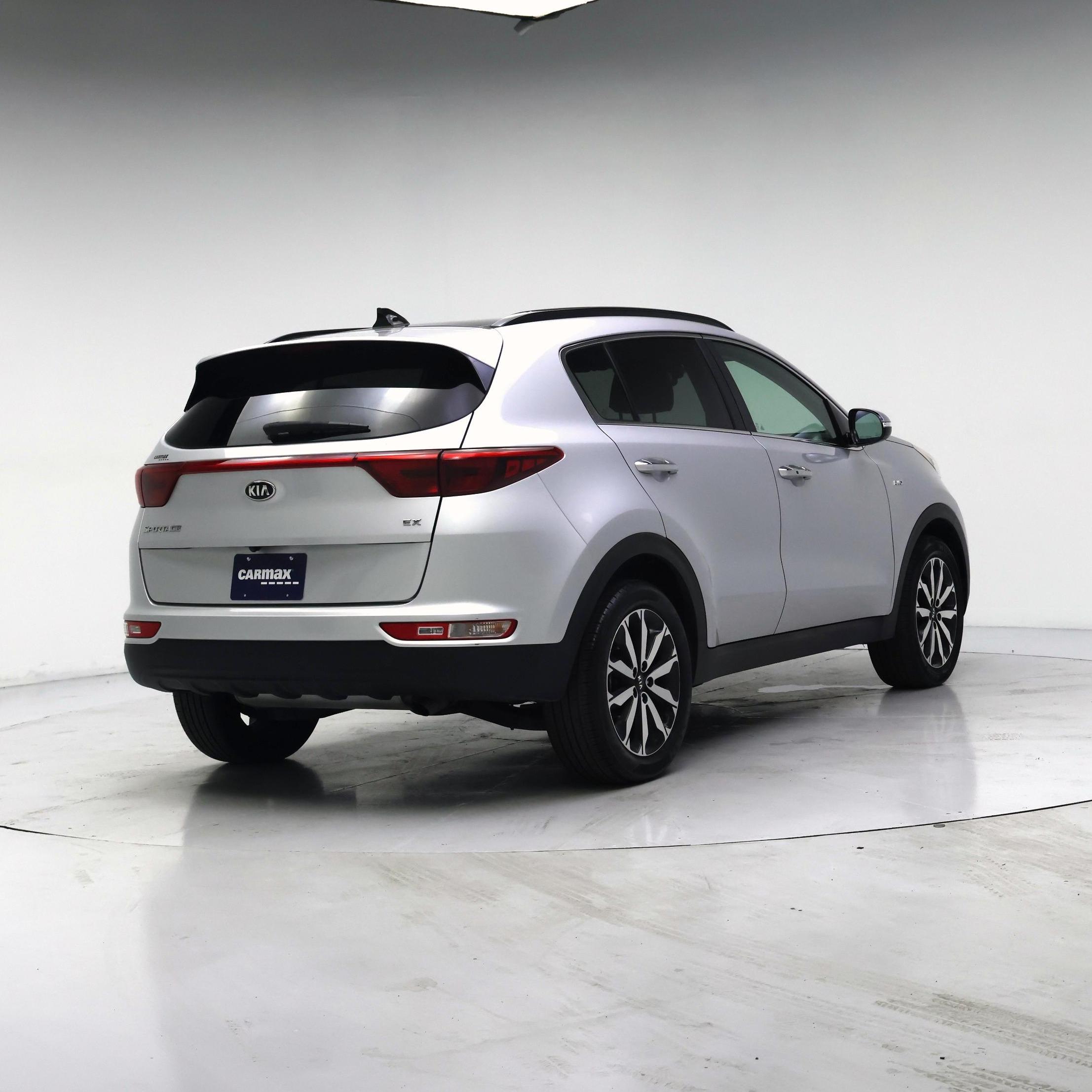 Thumbnail: 2019 Kia Sportage - 8
