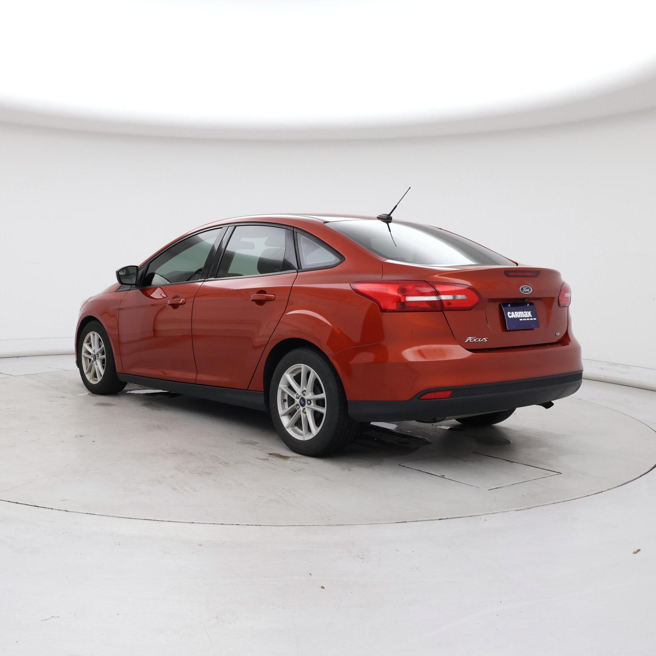 Thumbnail: 2018 Ford Focus - 2