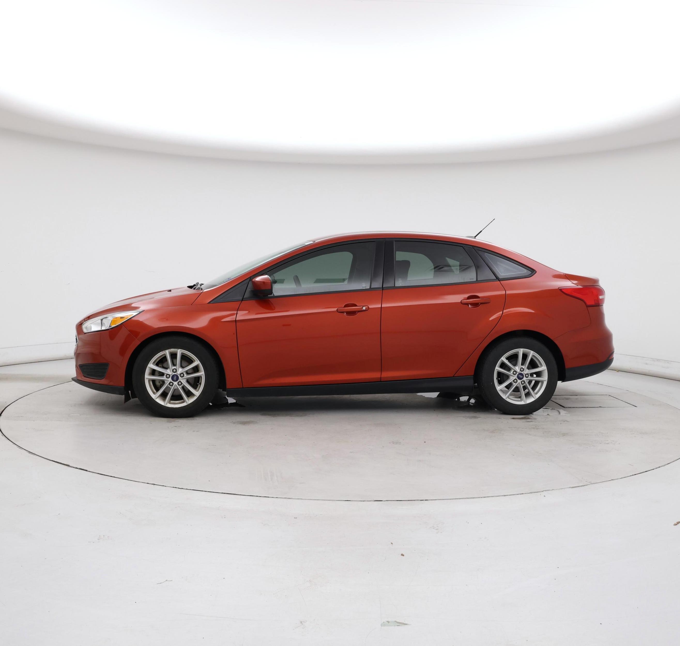 Thumbnail: 2018 Ford Focus - 3
