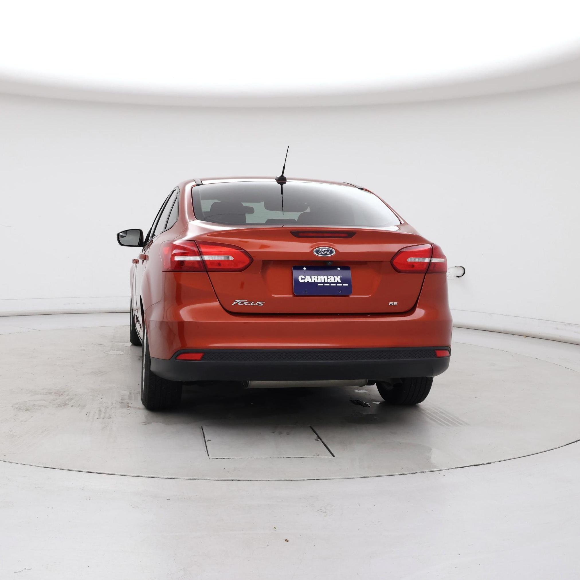Thumbnail: 2018 Ford Focus - 6