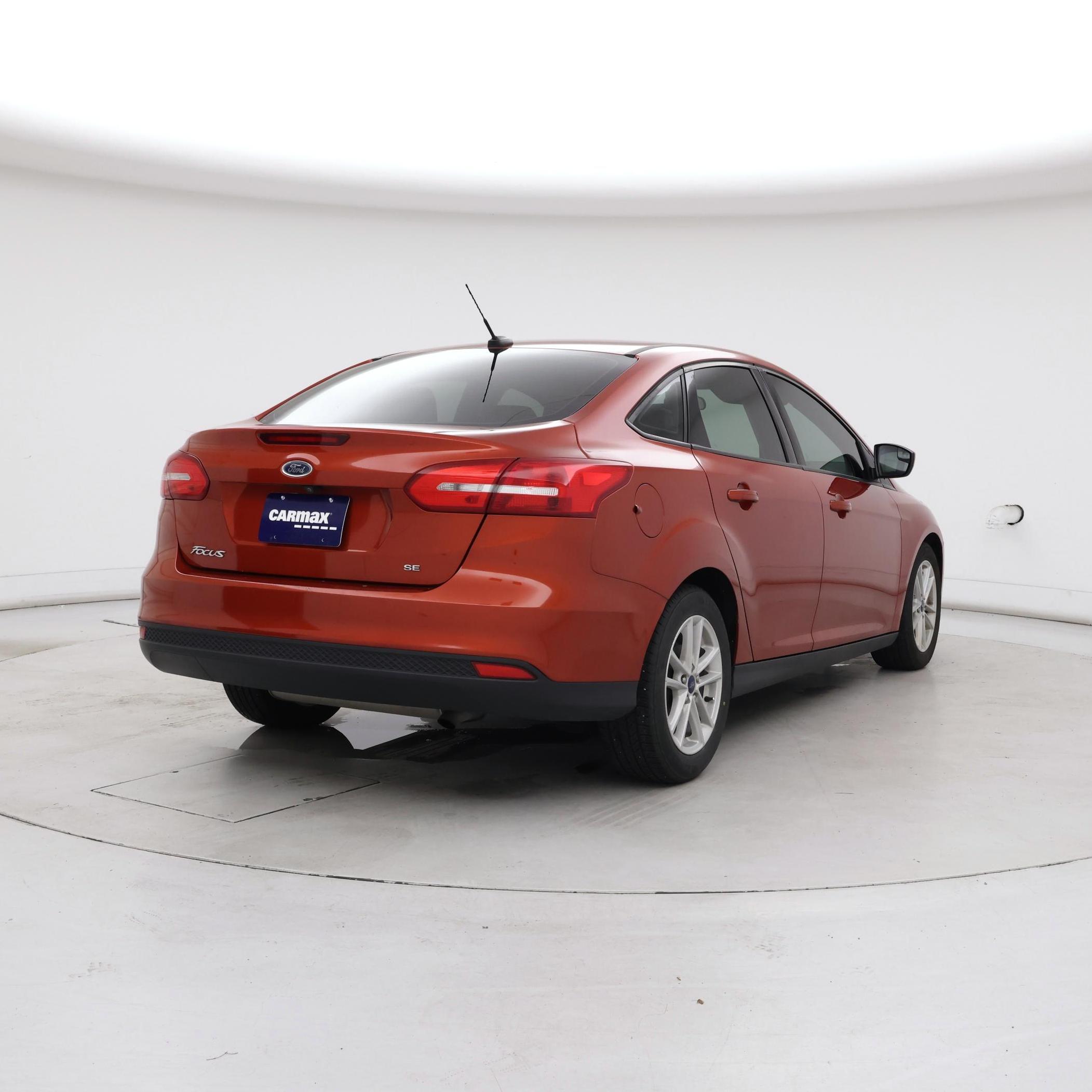 Thumbnail: 2018 Ford Focus - 8