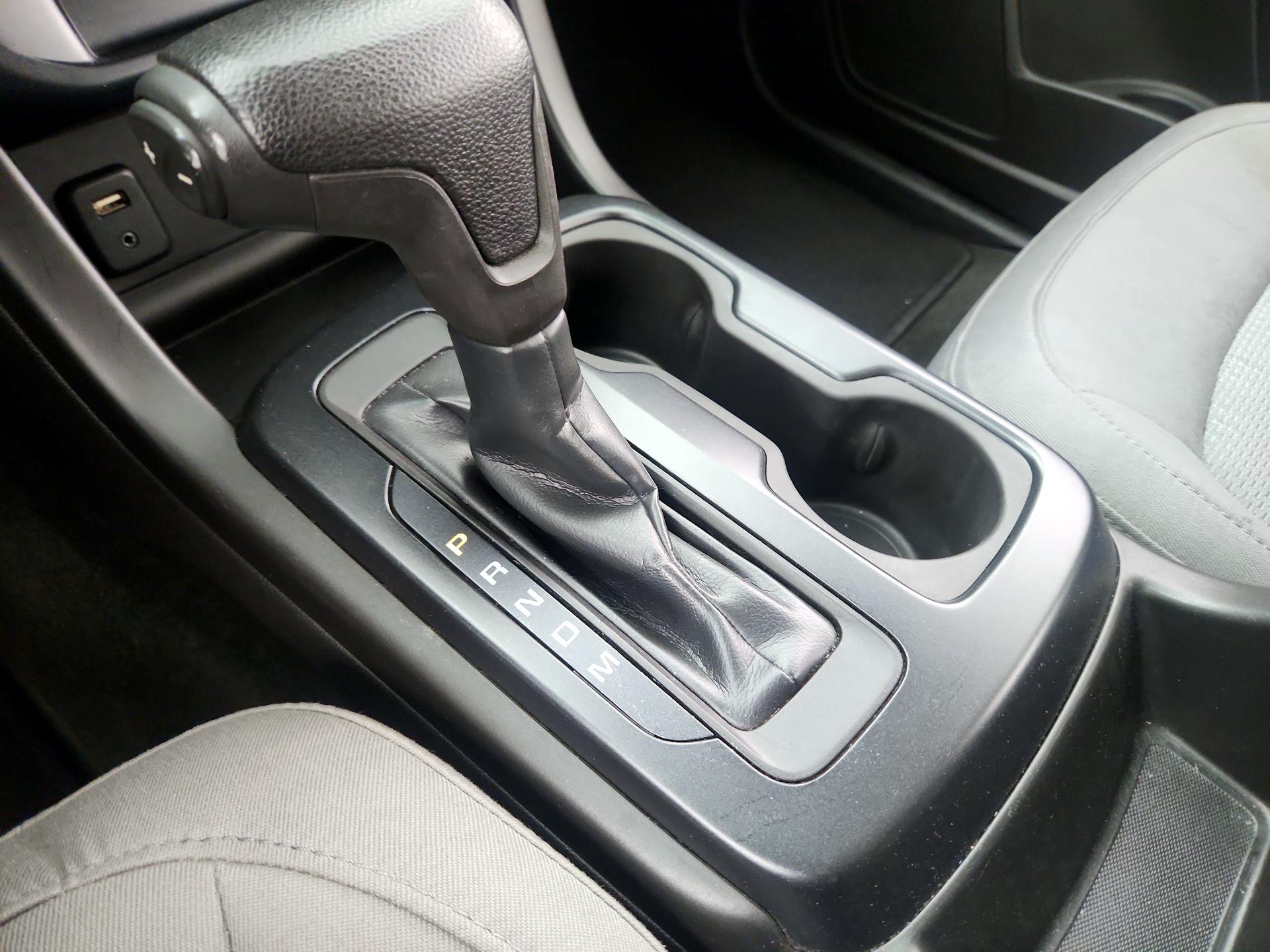 Thumbnail: 2015 Chevrolet Colorado - 17