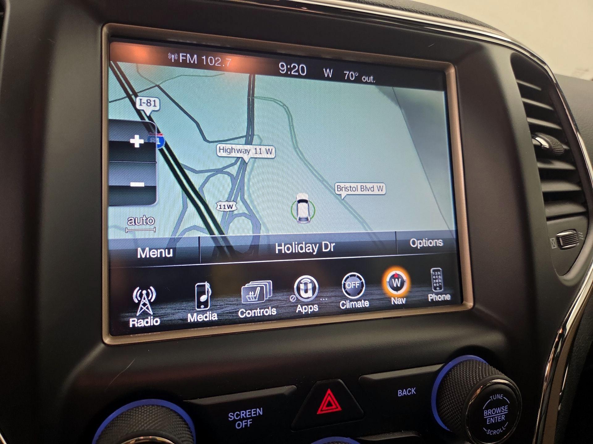 Thumbnail: 2016 Jeep Grand Cherokee - 14