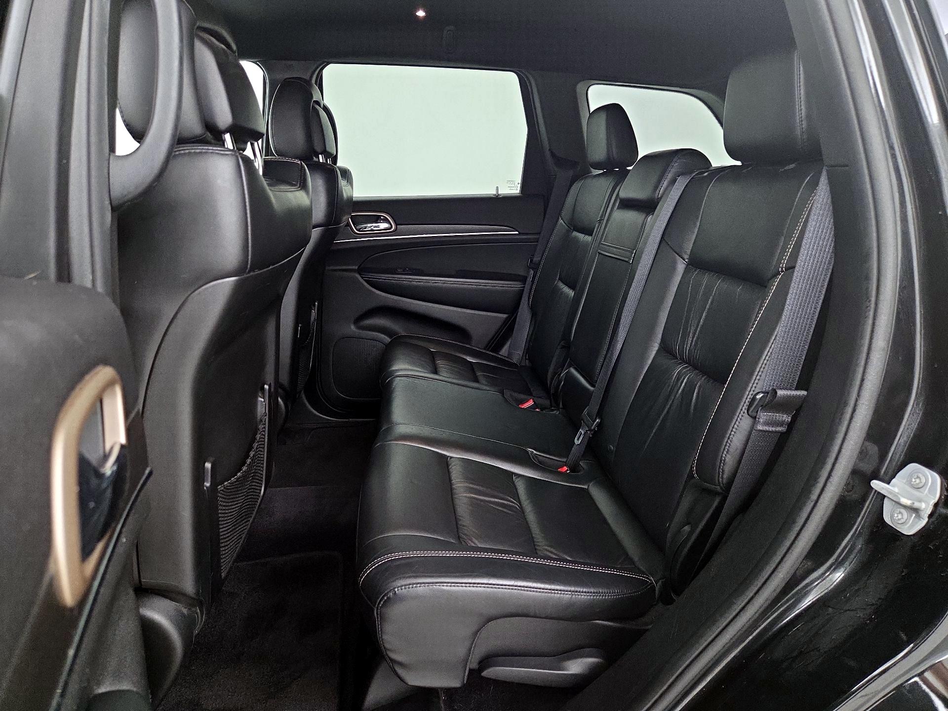 Thumbnail: 2016 Jeep Grand Cherokee - 20