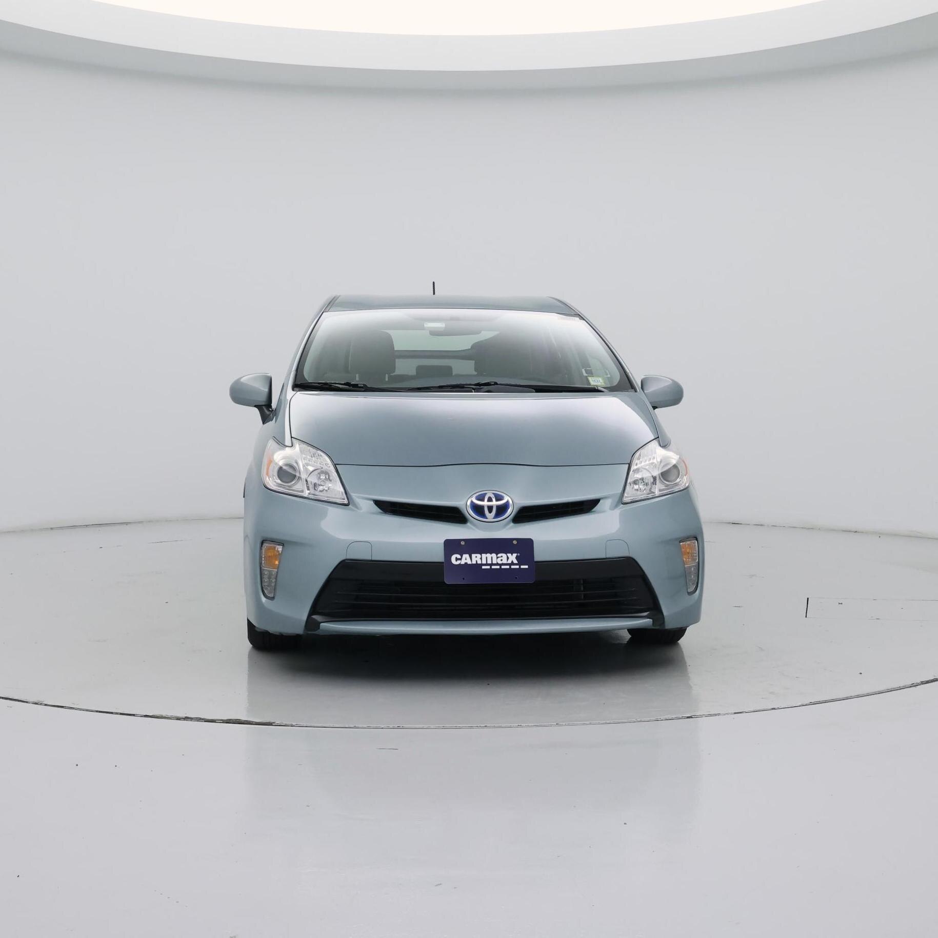 Thumbnail: 2015 Toyota Prius - 5