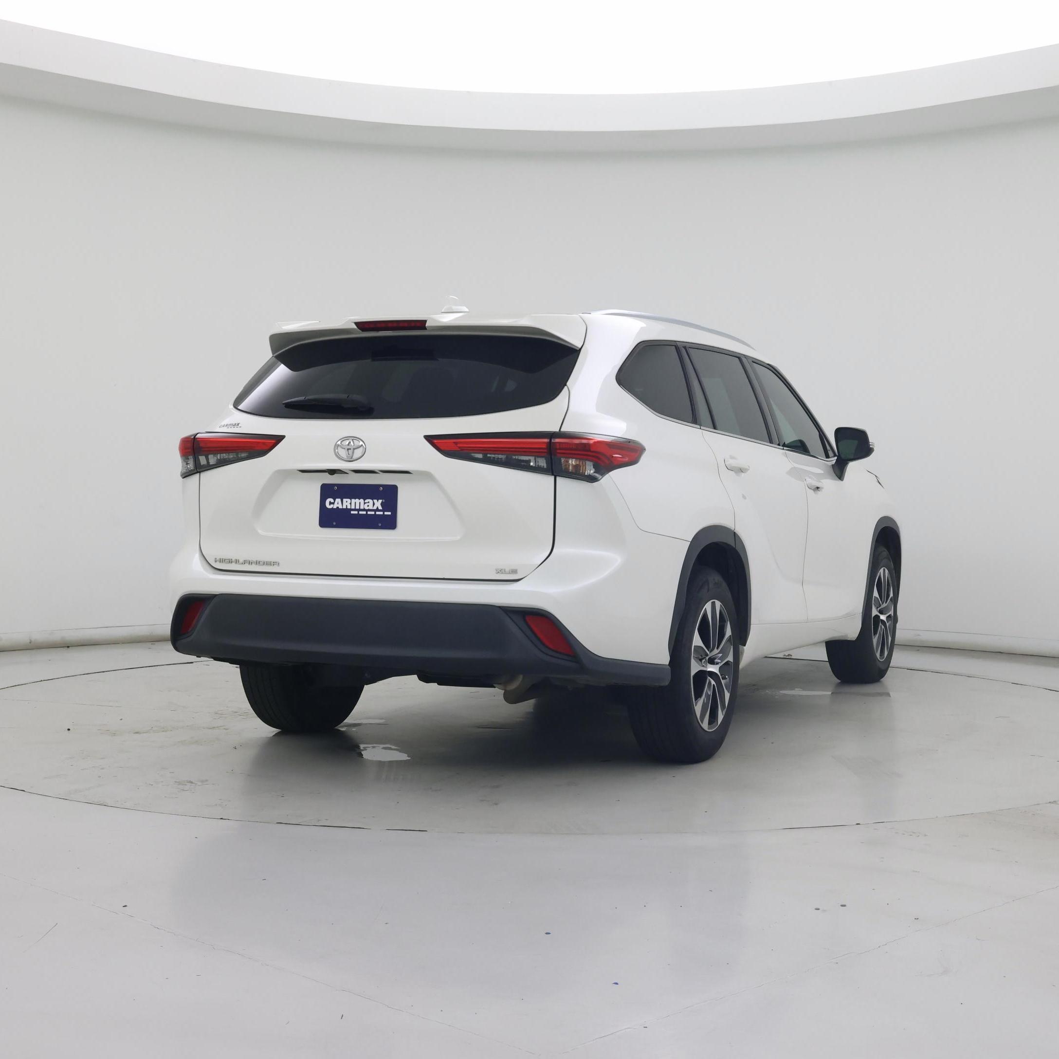 Thumbnail: 2020 Toyota Highlander - 8