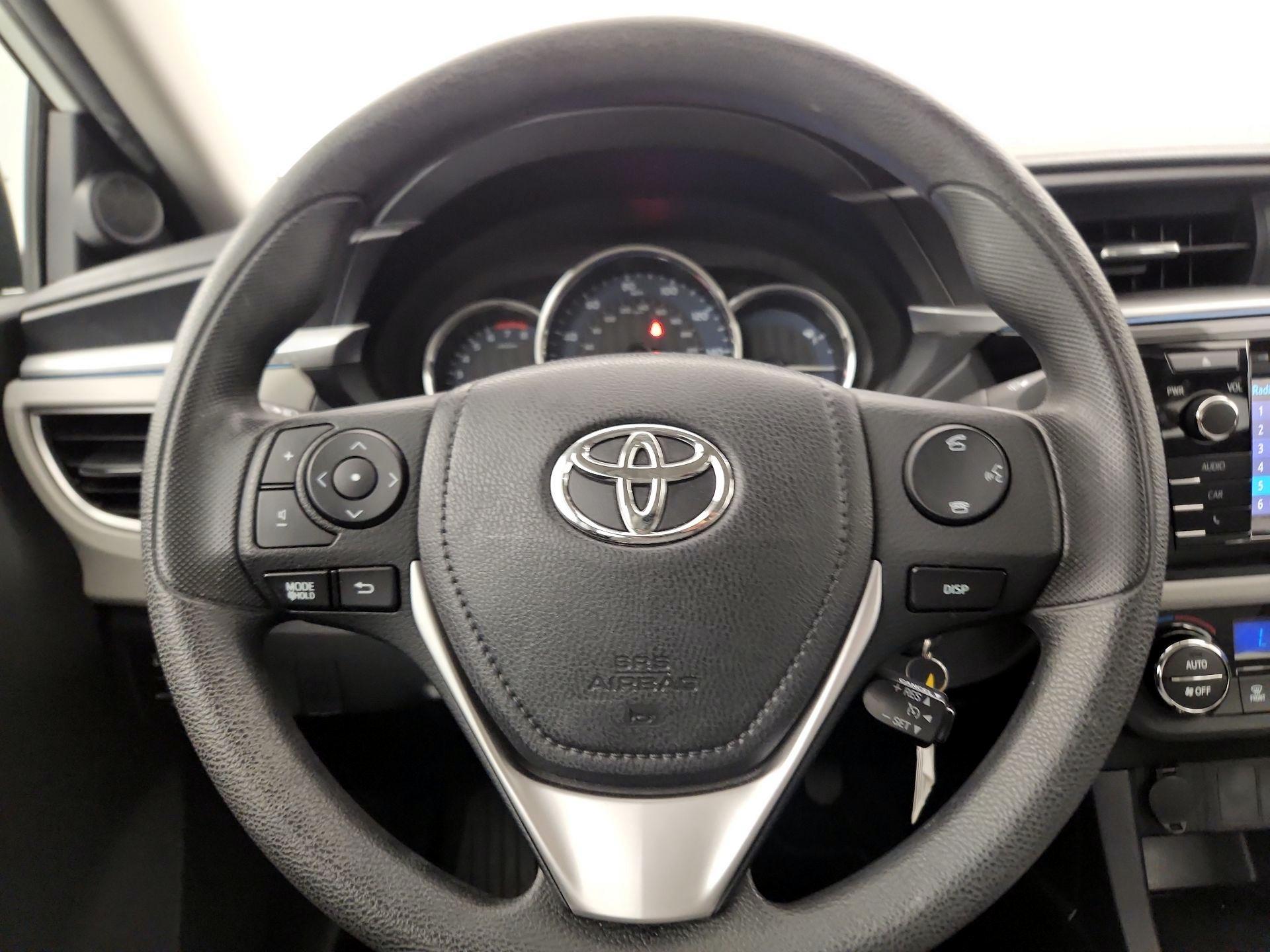Thumbnail: 2016 Toyota Corolla - 10
