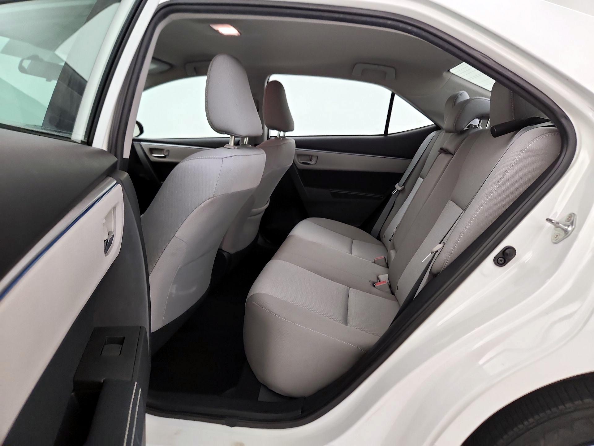 Thumbnail: 2016 Toyota Corolla - 19