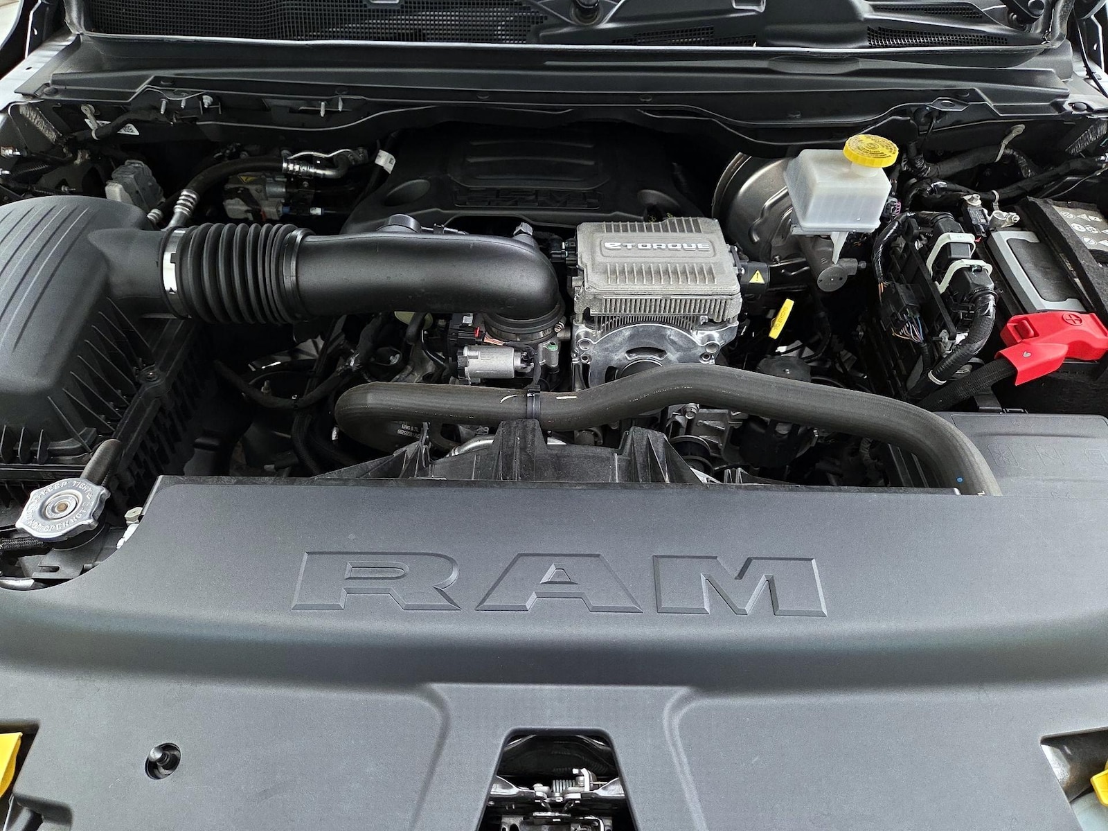 2024 RAM Ram 1500 Pickup Laramie - Photo 23