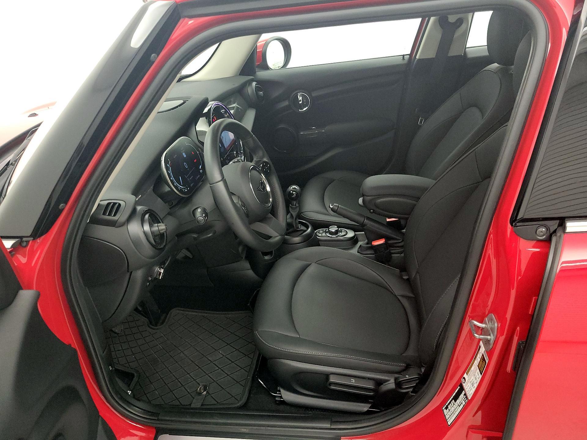 Thumbnail: 2024 MINI Cooper Hardtop - 11